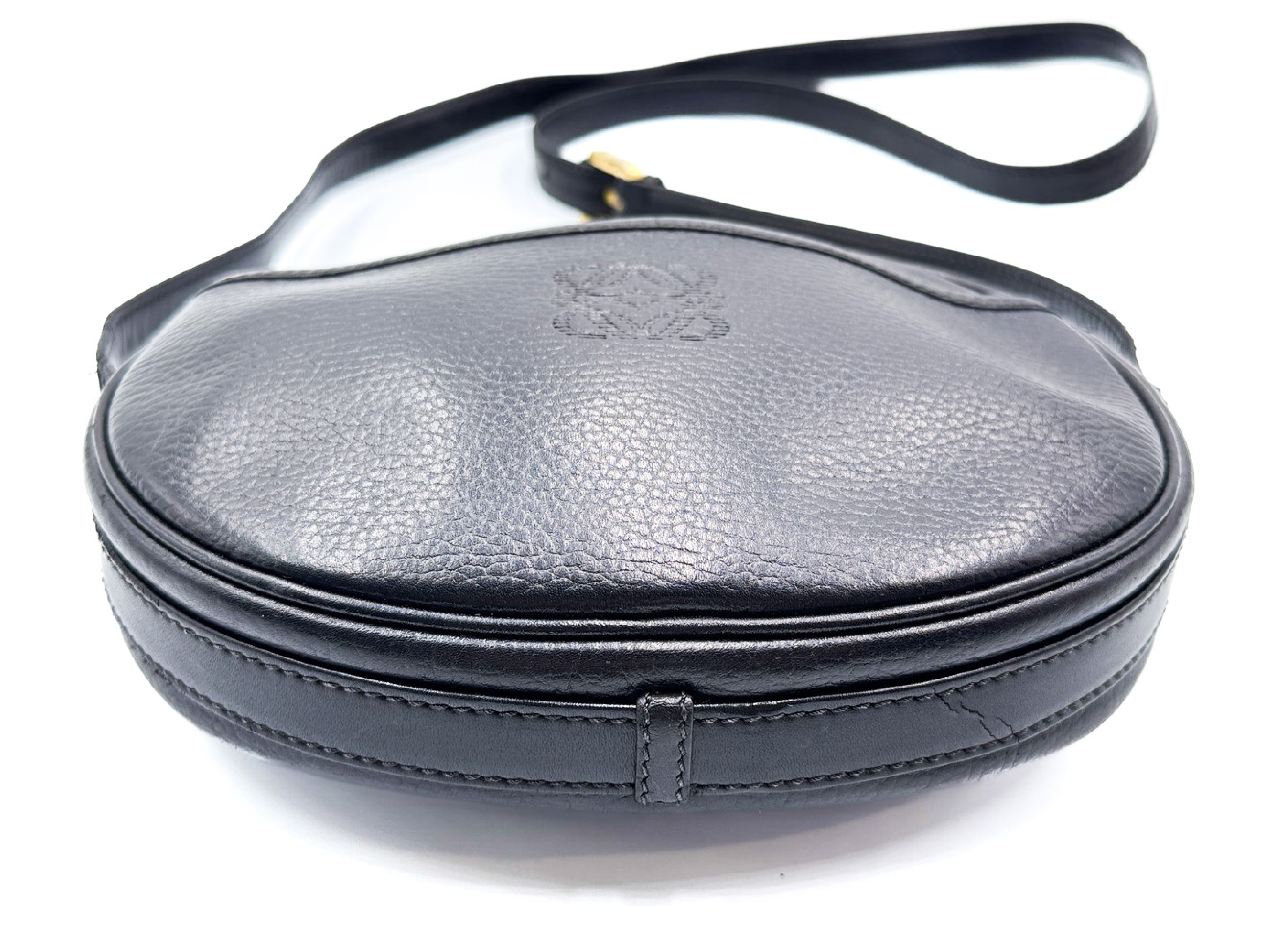 Anagram Gold Hardware Leather Shoulder Bag — view 8