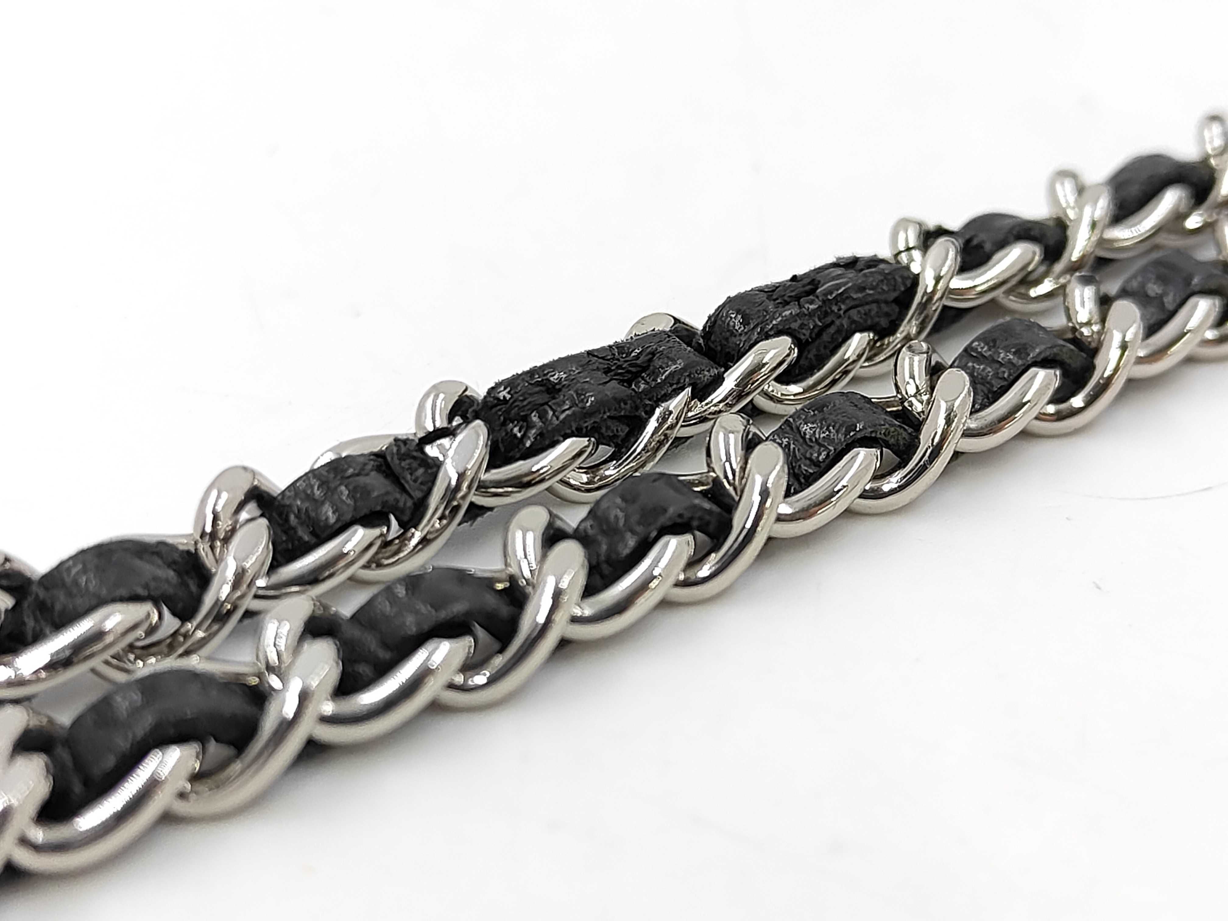 Matelasse Caviar Skin Chain Wallet Shoulder Bag — view 3