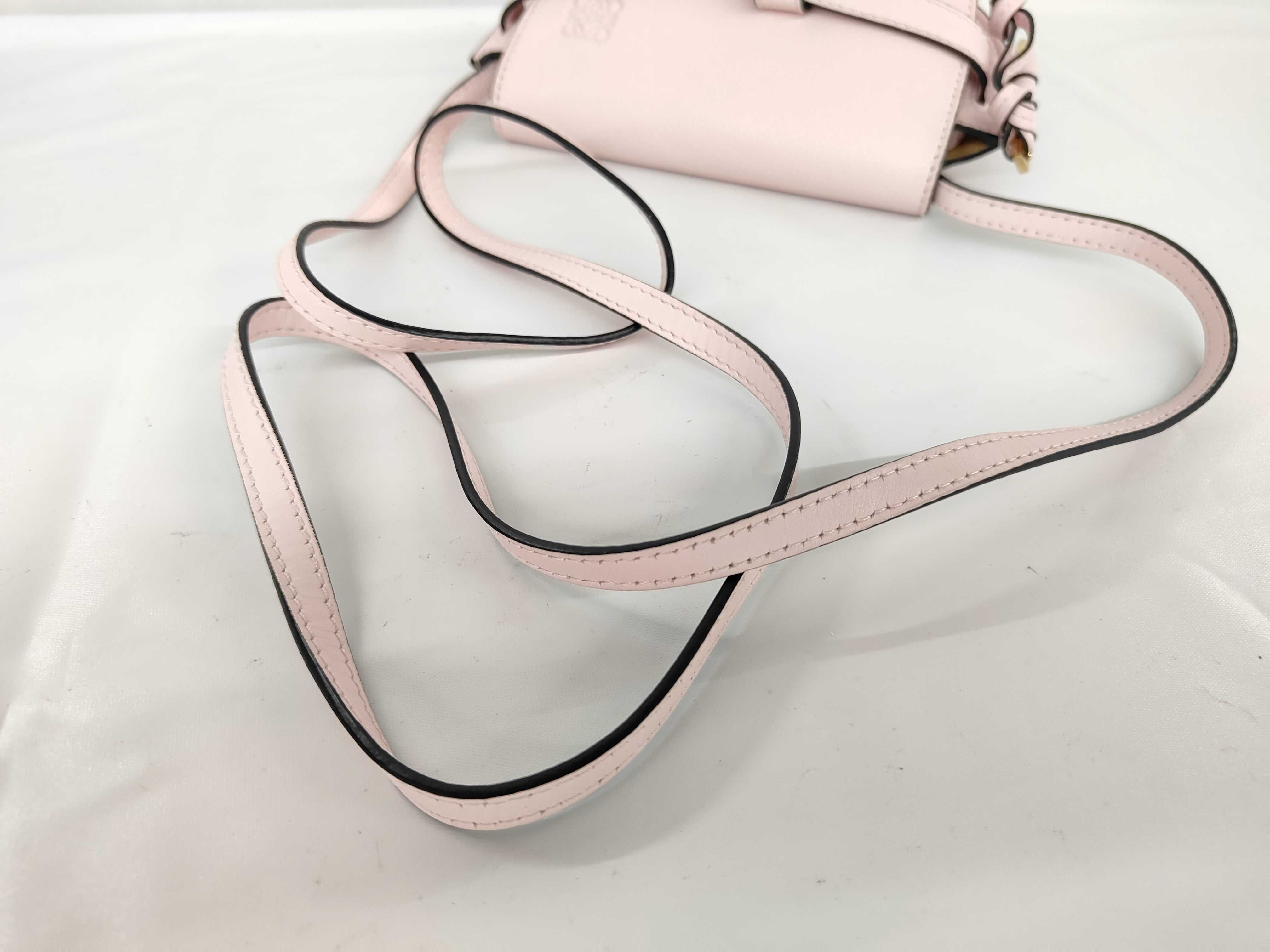 bag / pre-owned — view 3