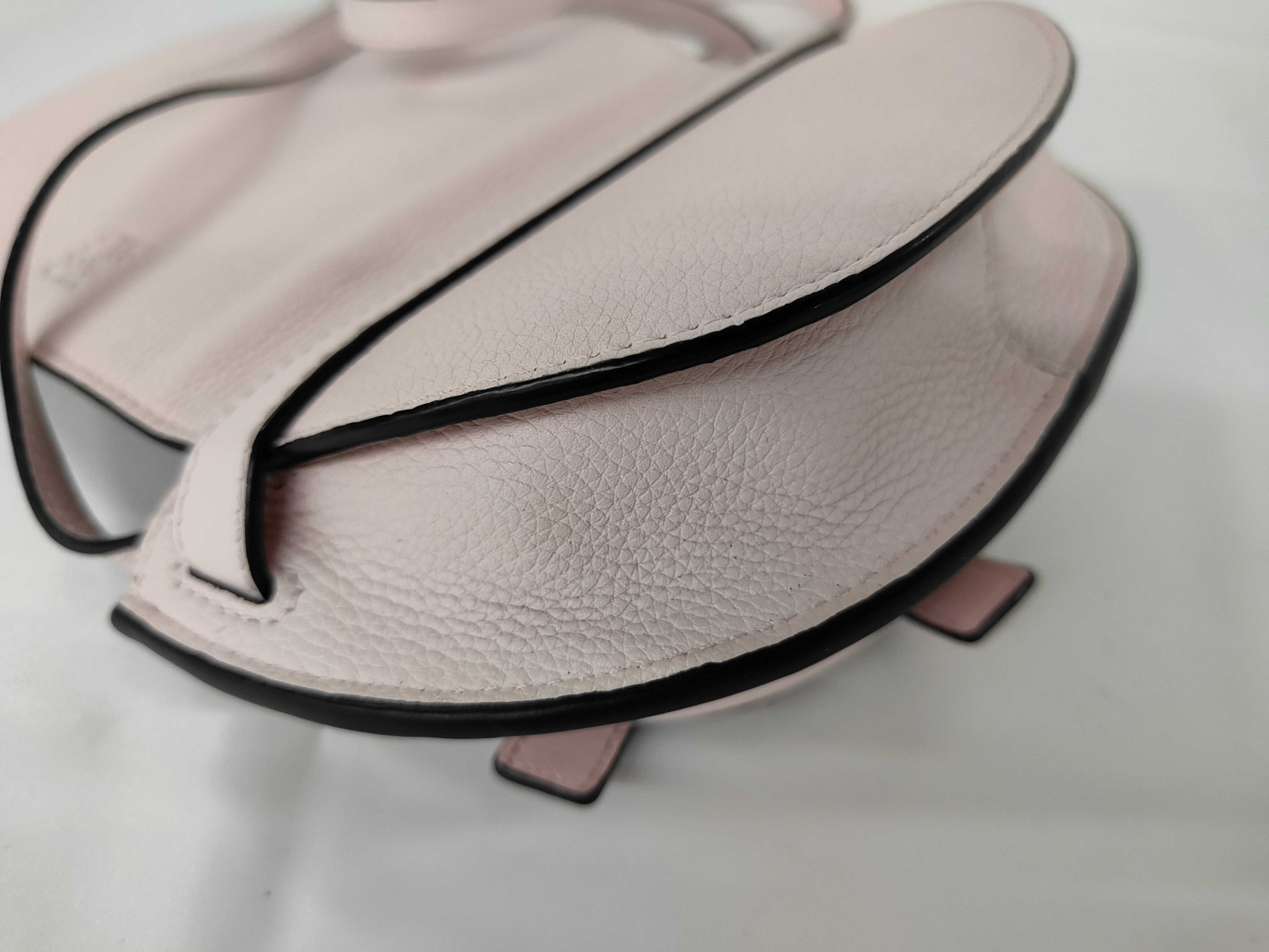 bag / pre-owned — view 6