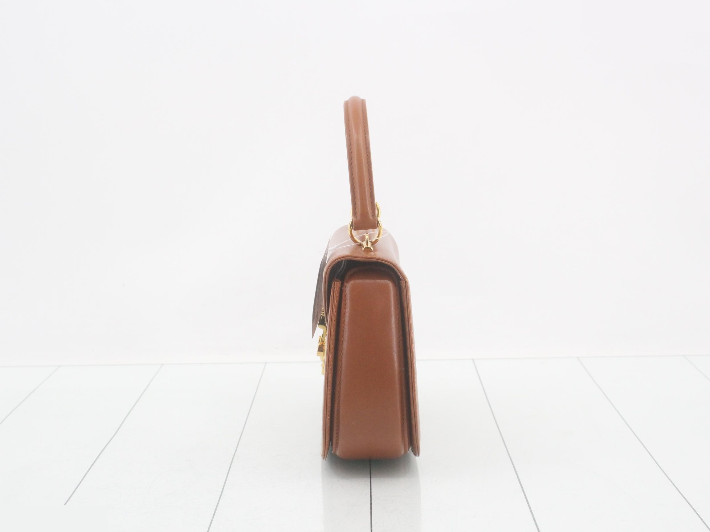 handbag — view 3