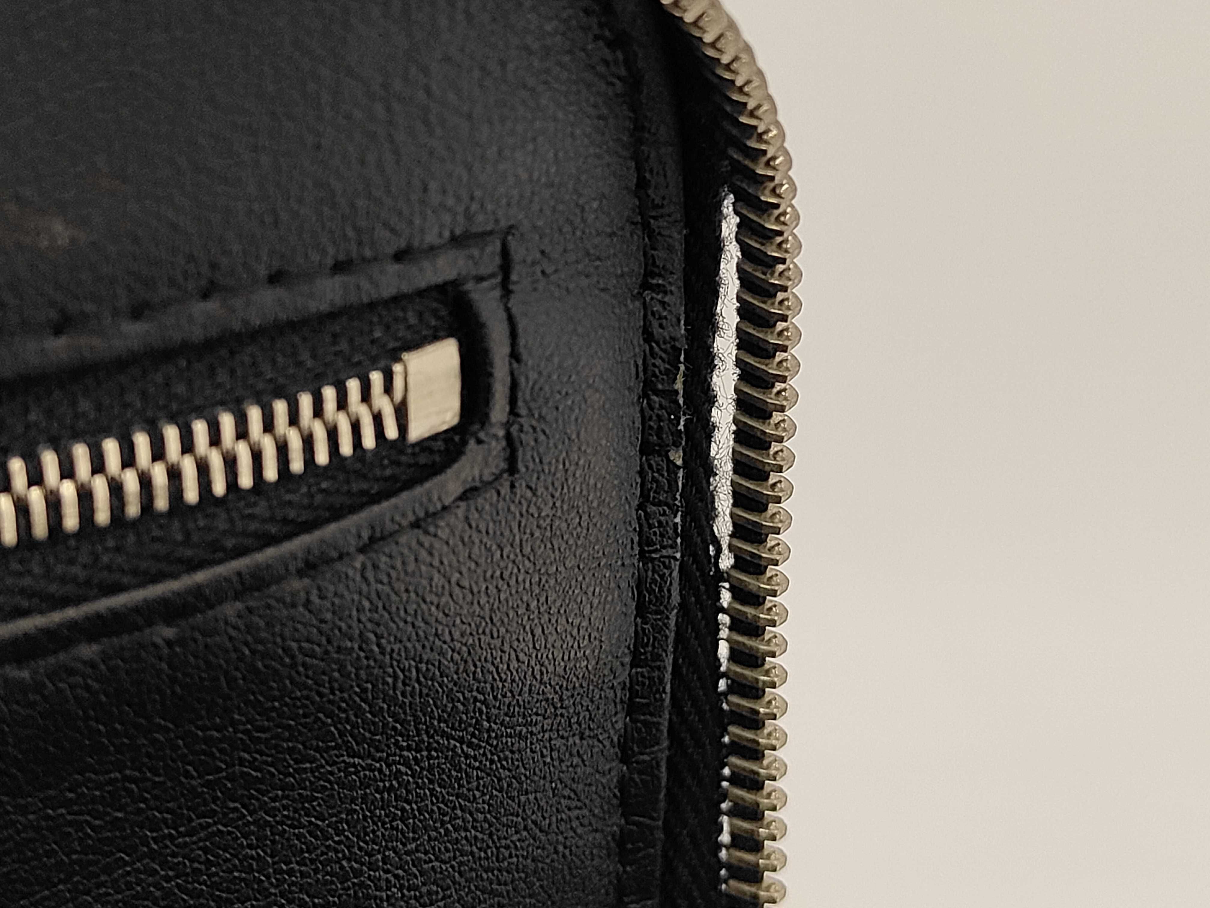 Damier Graphite Toiletry Pouch — view 4