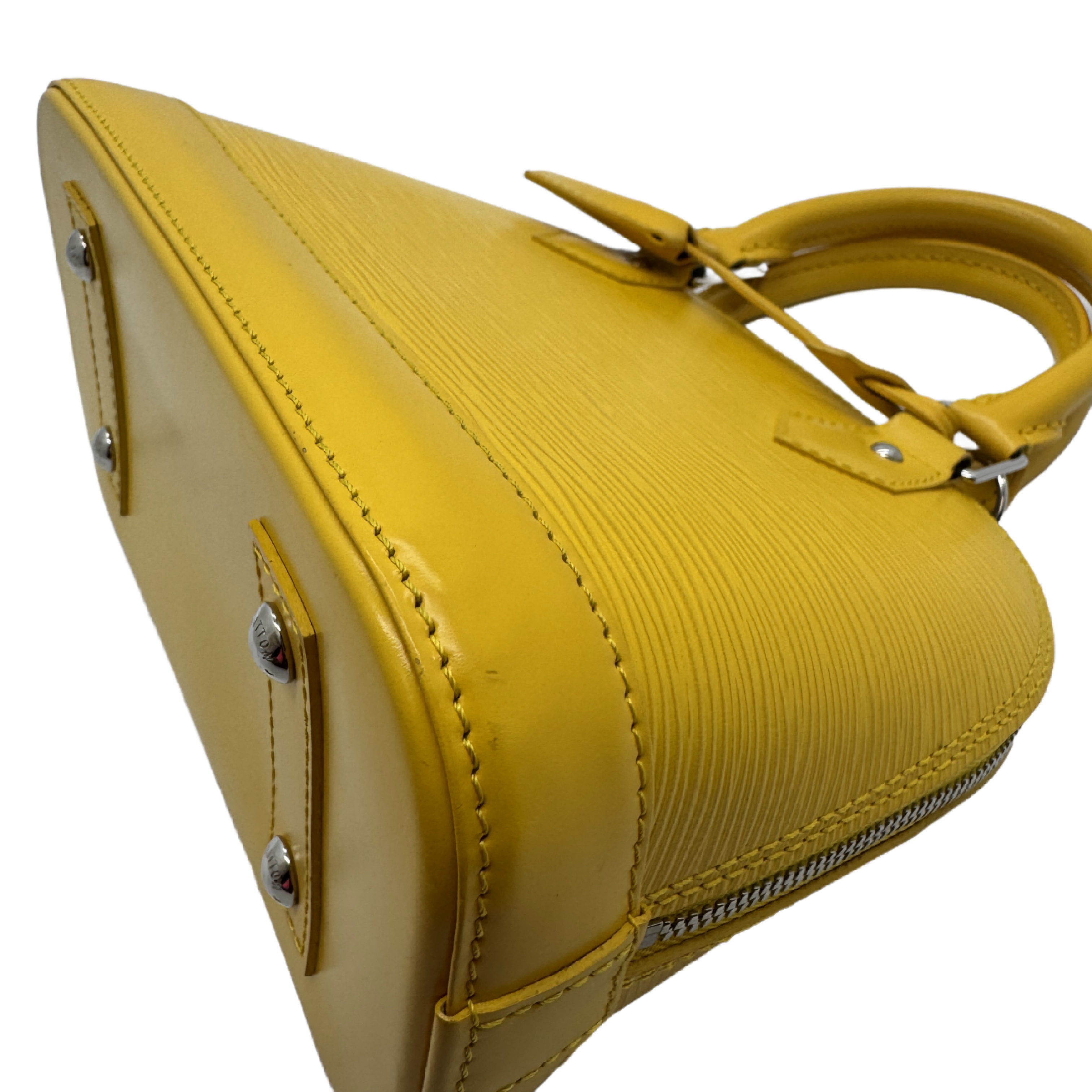 Epi Alma PM Yellow Handbag — view 6
