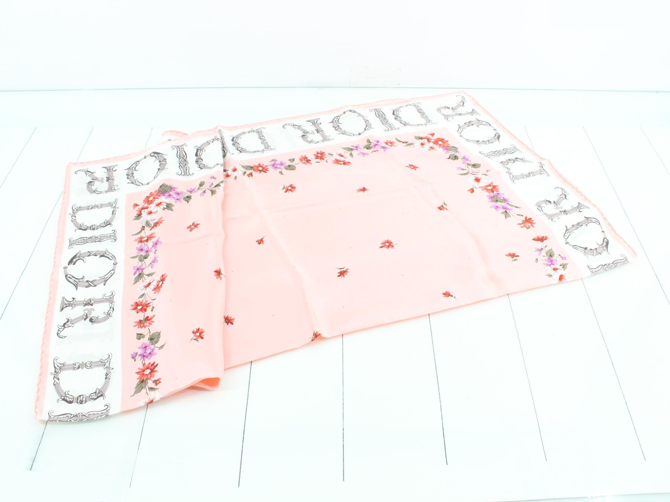 large scarf, pink — view 3