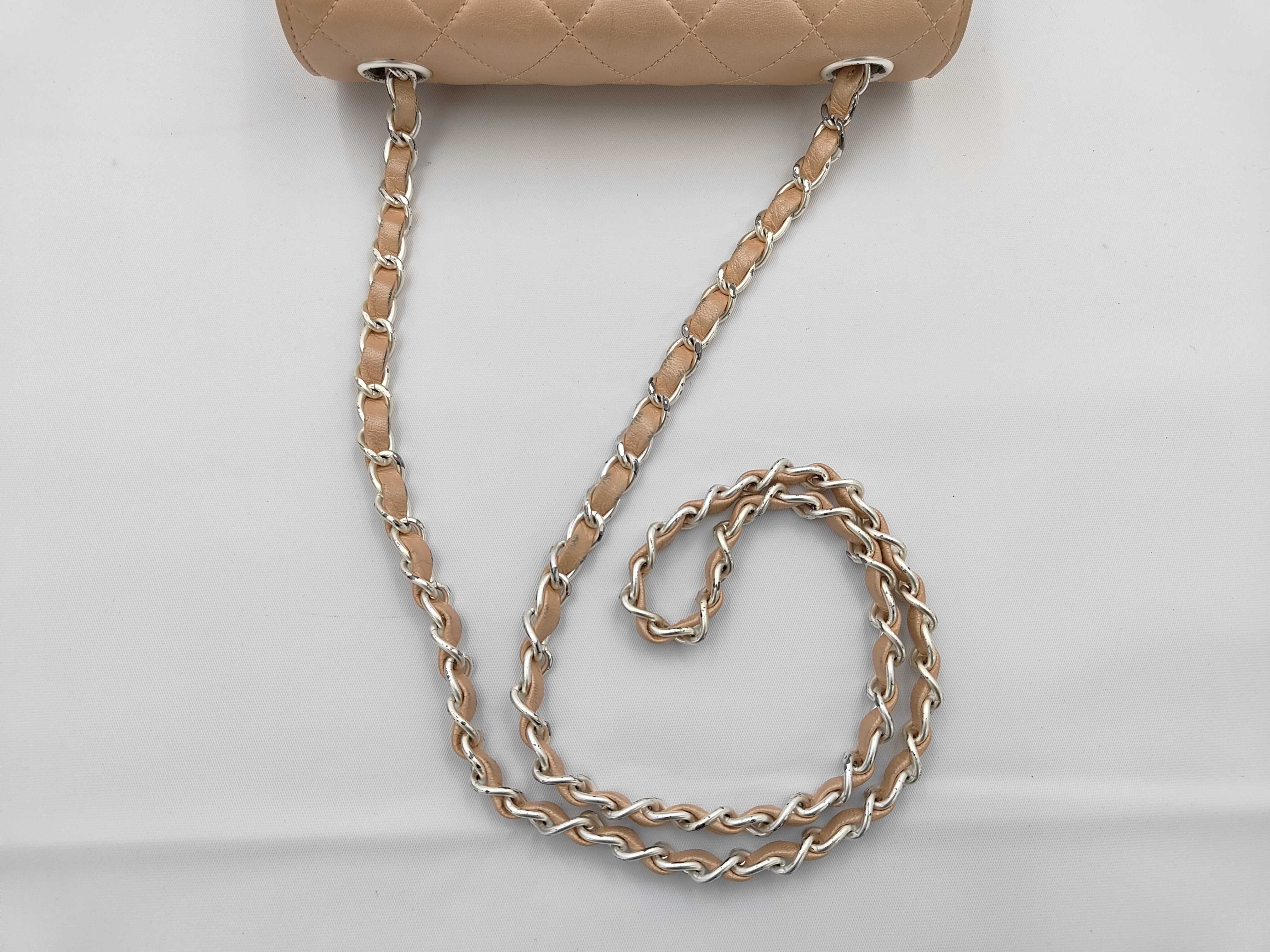 Matelassé 18 Leather Pearl Pink Silver Hardware 6630615 Chain Shoulder Bag — view 3