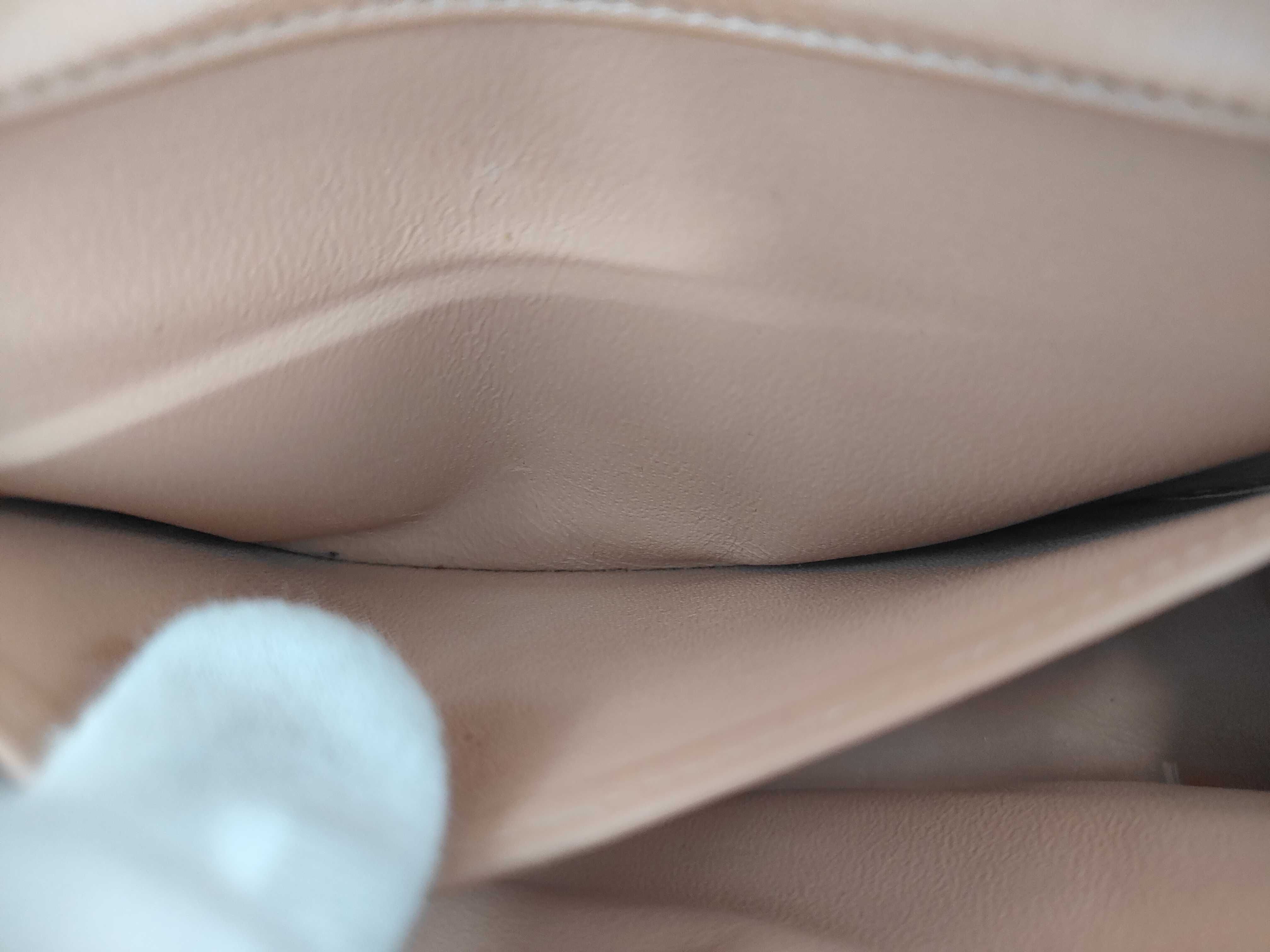 Matelassé 18 Leather Pearl Pink Silver Hardware 6630615 Chain Shoulder Bag — view 10
