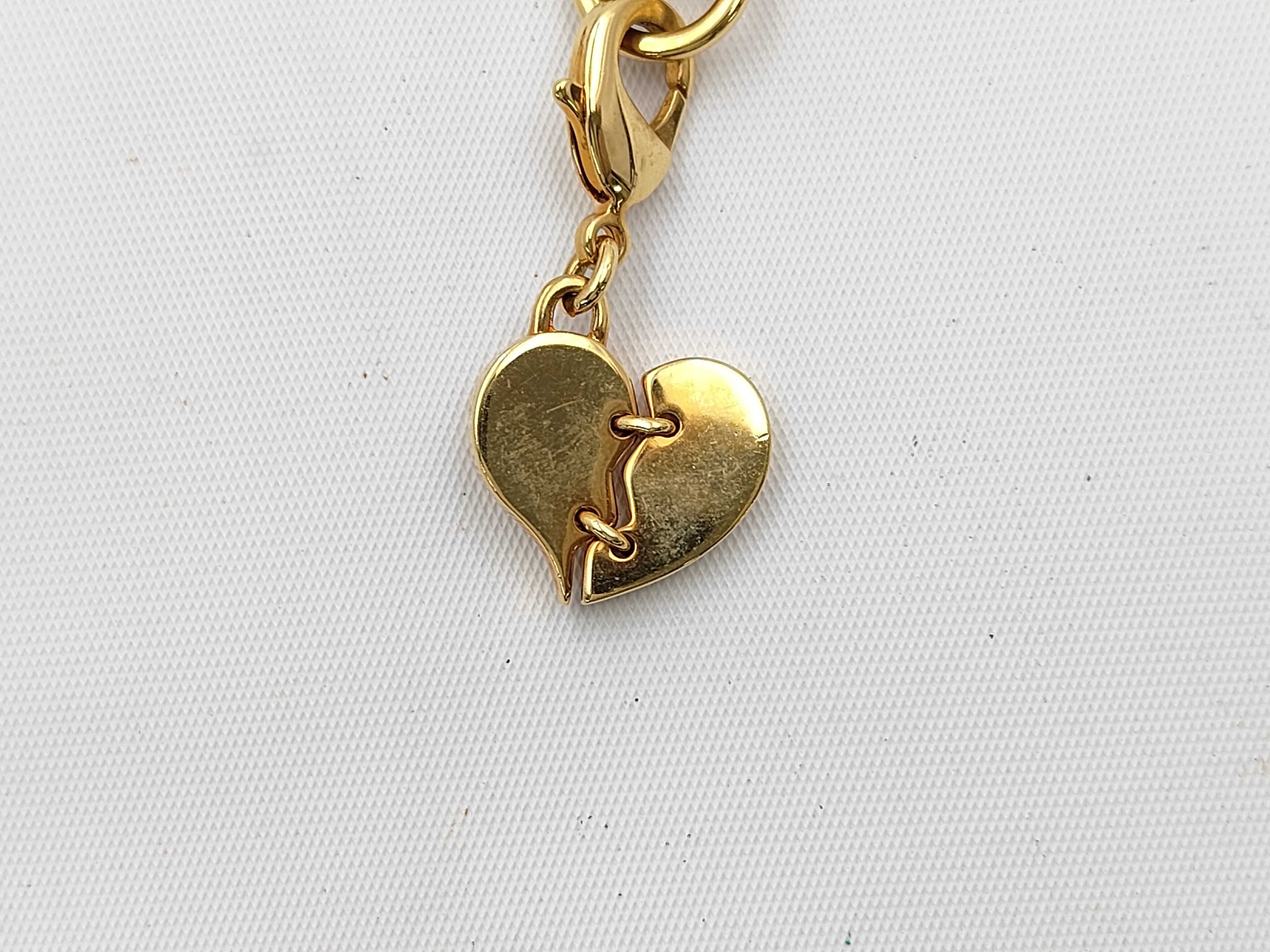 necklace — view 2
