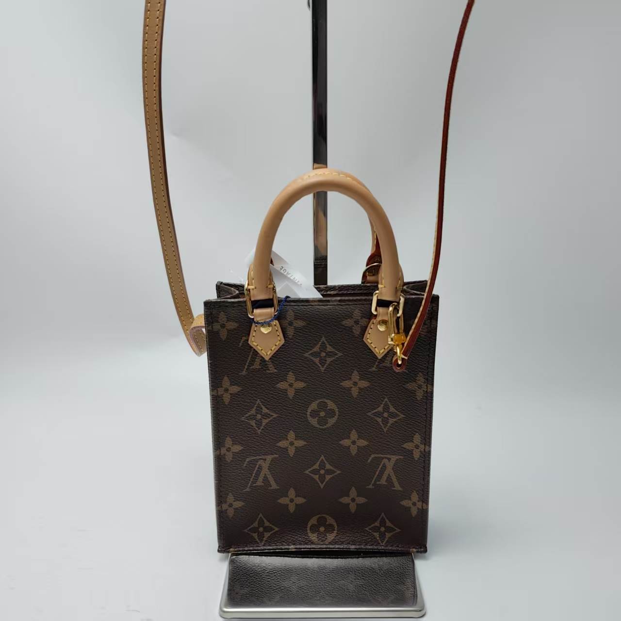 【*Shipped from: China*】LOUIS VUITTON Sac Plat PU Shoulder Bag — view 2