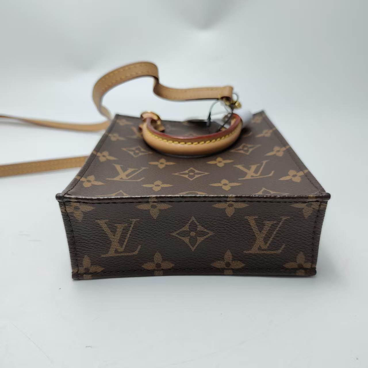 【*Shipped from: China*】LOUIS VUITTON Sac Plat PU Shoulder Bag — view 7