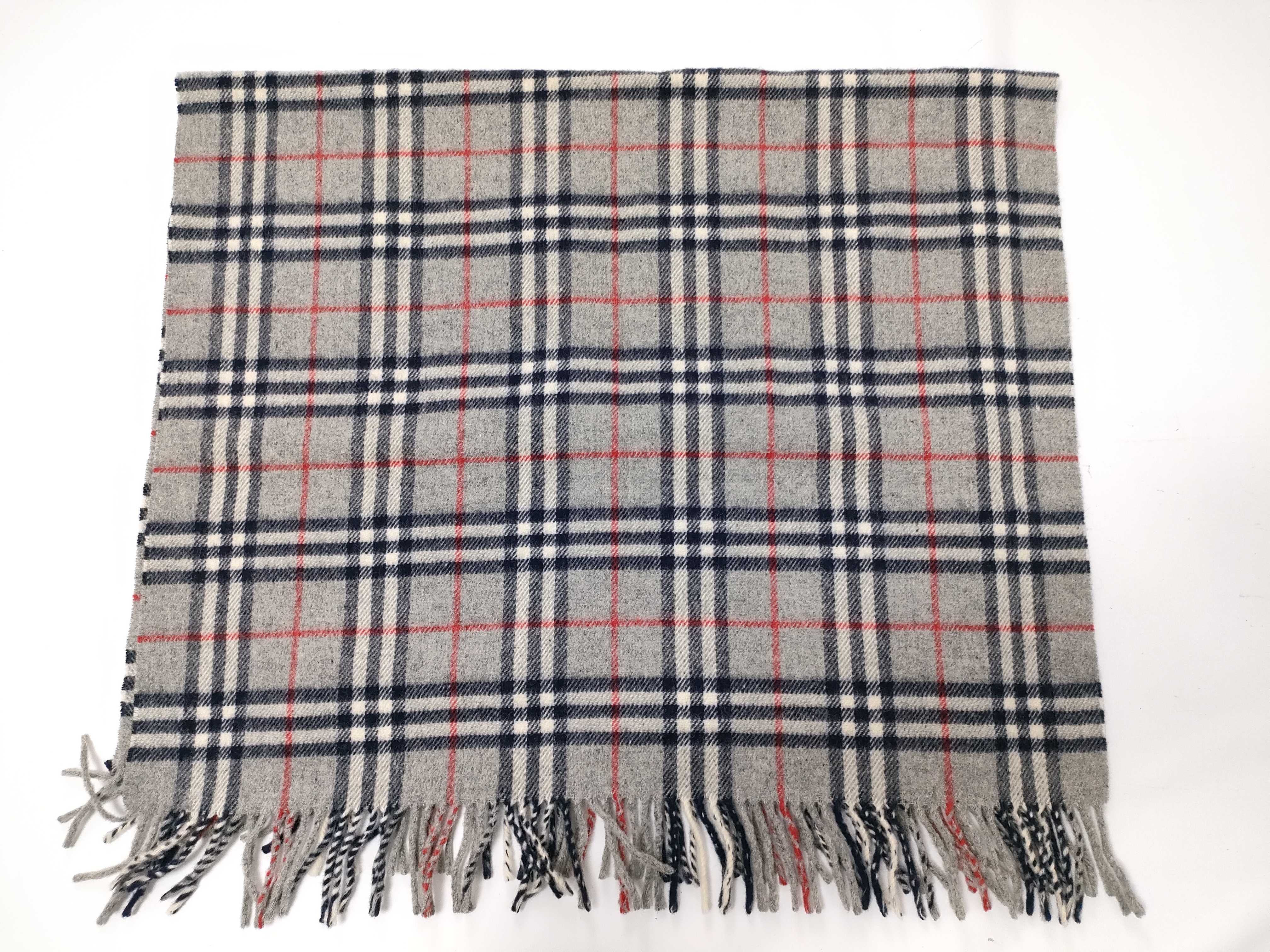 wool shawl/blanket in gray, other accessories. — view 8