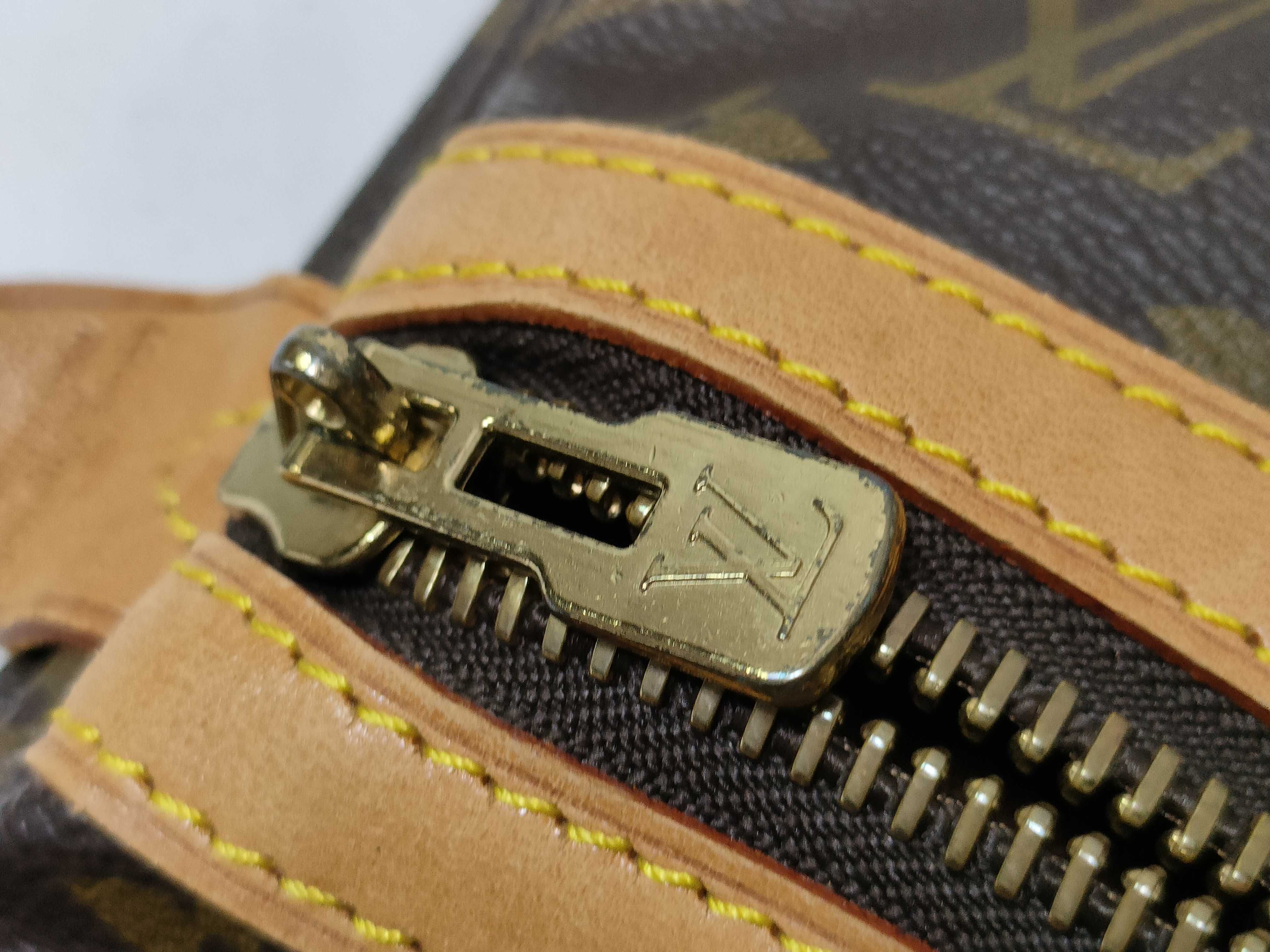 Monogram M41622 Saxophone Souple 55 Boston Bag — view 12