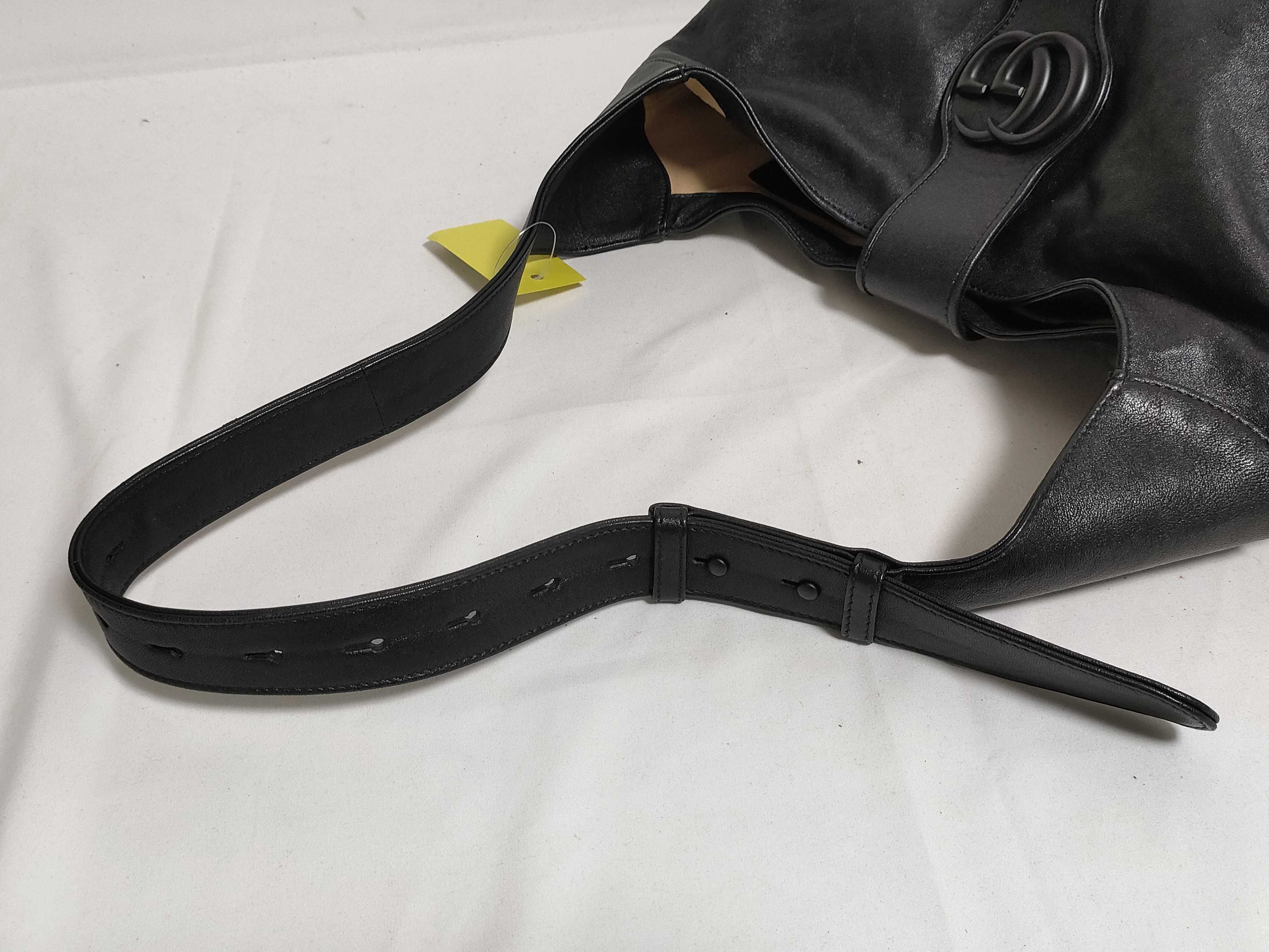 GG Marmont One-Shoulder Bag — view 5