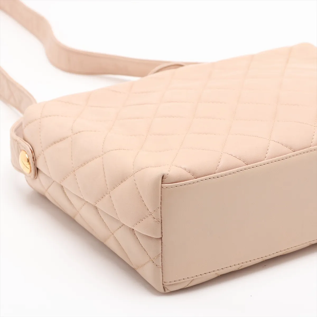 Matelassé Lambskin Shoulder Bag, Beige, Gold Hardware, Item No. 2322993 (Serial Number 2) — view 4