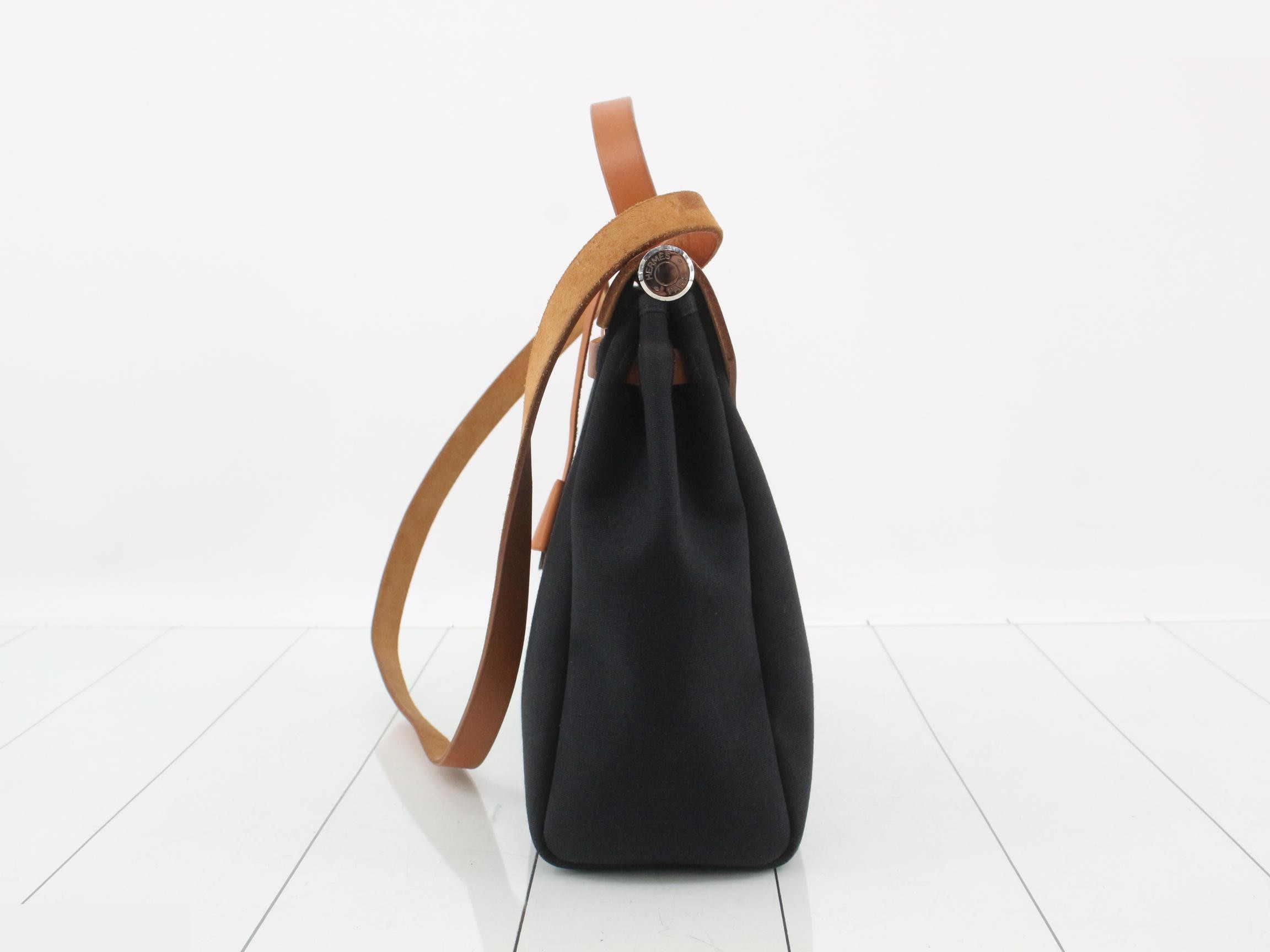 Herbag PM Officier, black, silver hardware, D stamp, 30 x 28 x 11 cm — view 3