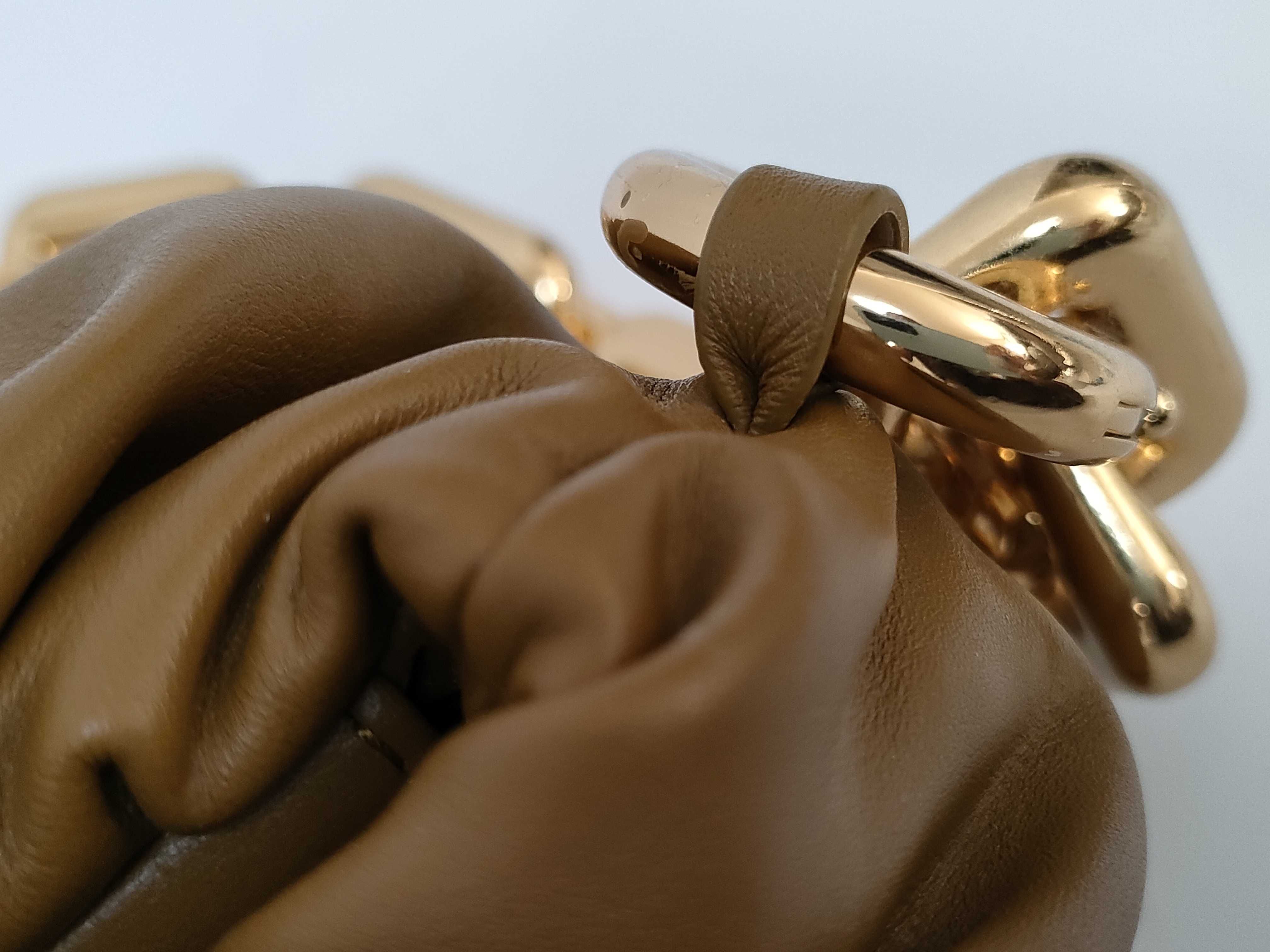 BV Bottega Veneta Chain Shoulder Bag — view 7