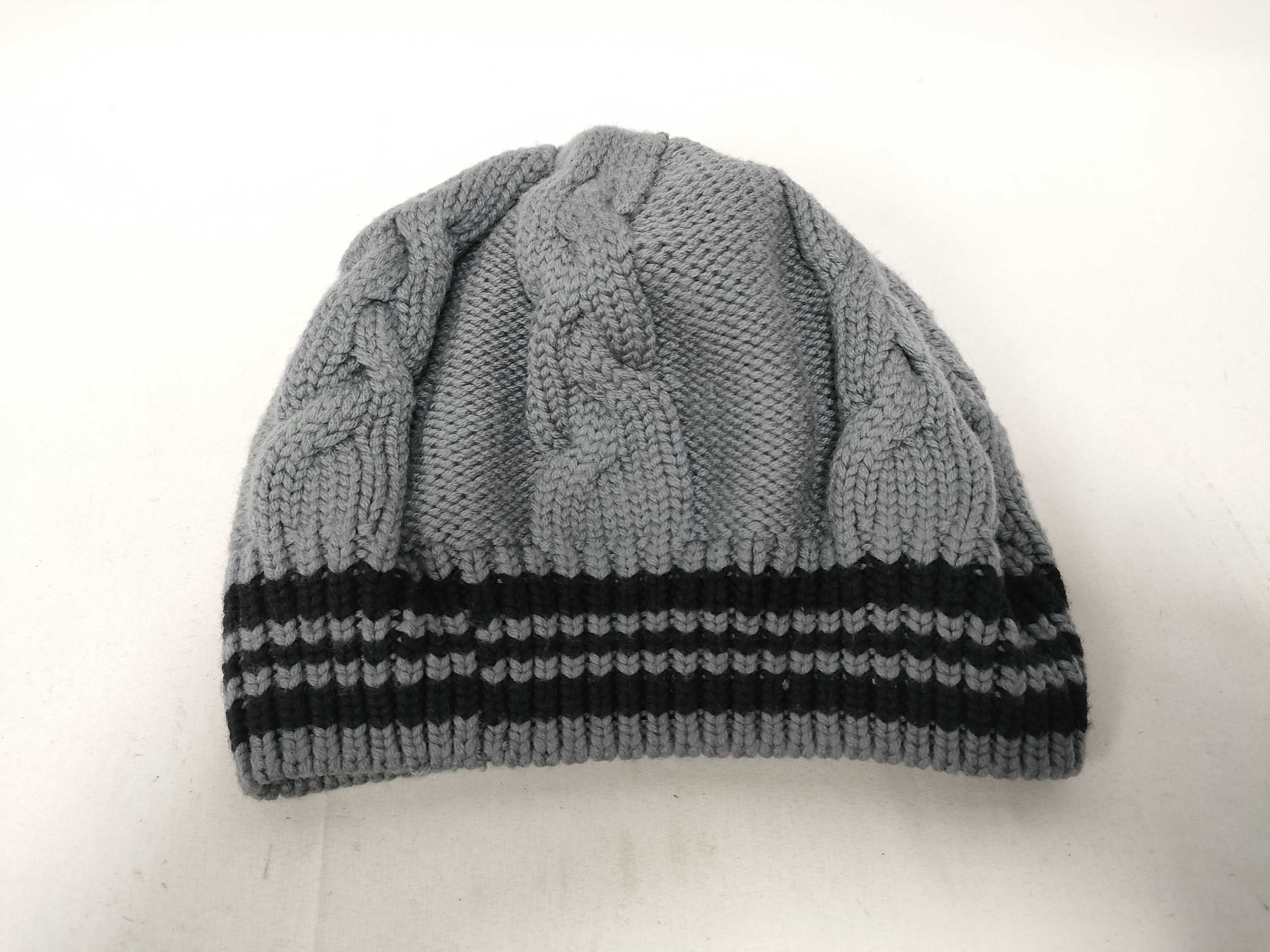 Belle Columbia M72706 Gray Knit Hat and other accessories — view 2