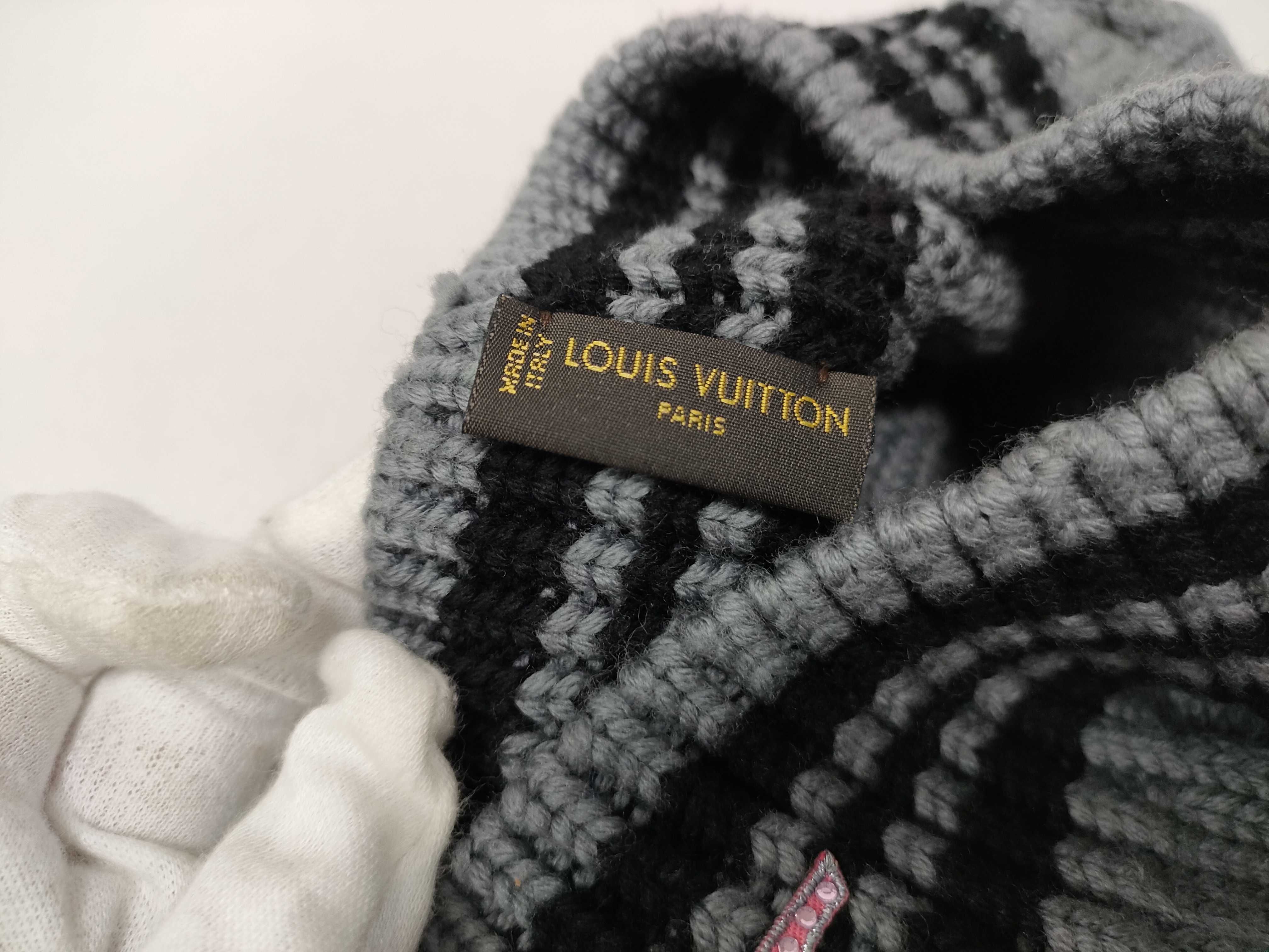 Belle Columbia M72706 Gray Knit Hat and other accessories — view 7