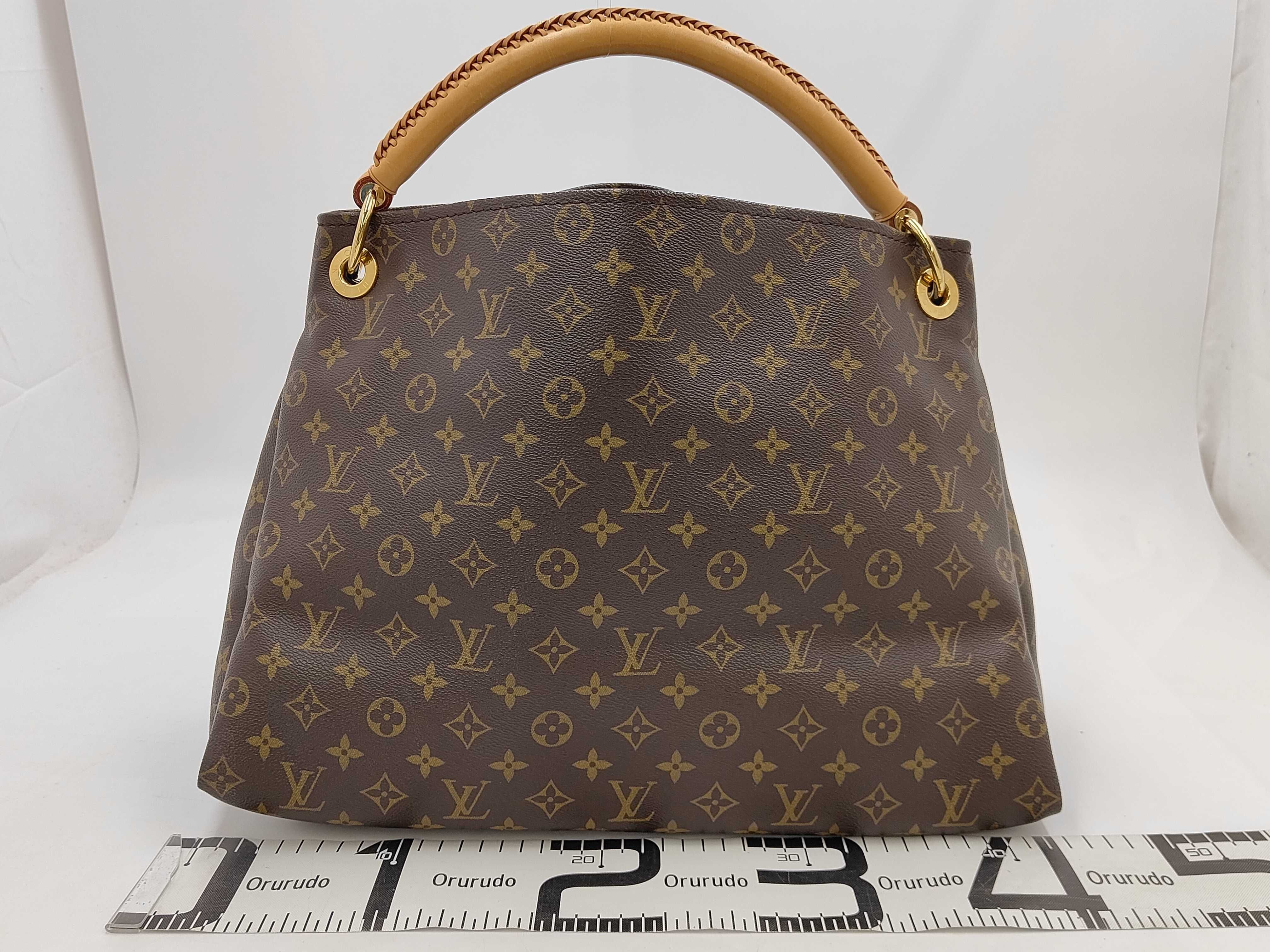 Artsy GM Shoulder Bag — view 2