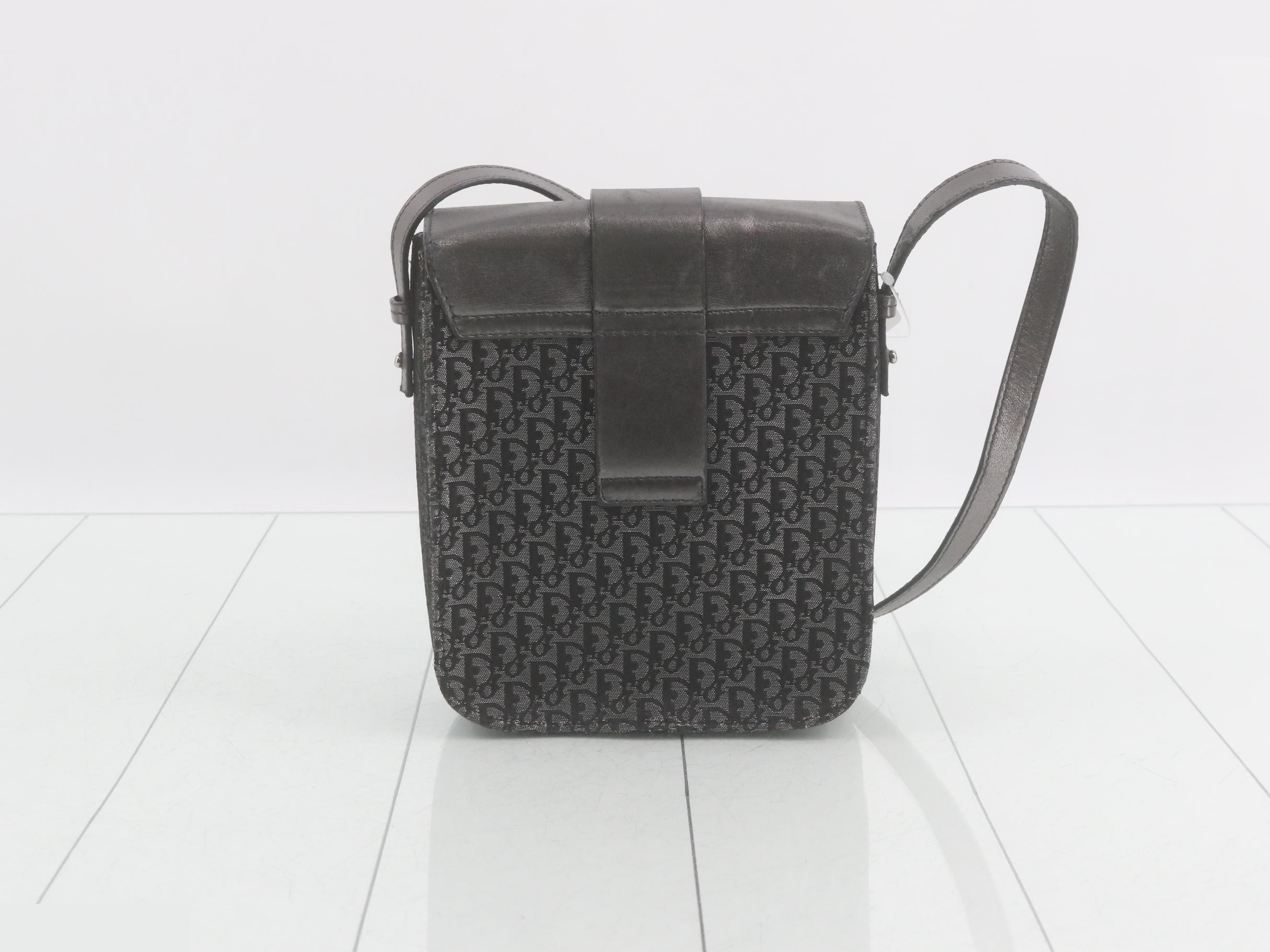 Street Chic Shoulder Bag — view 2