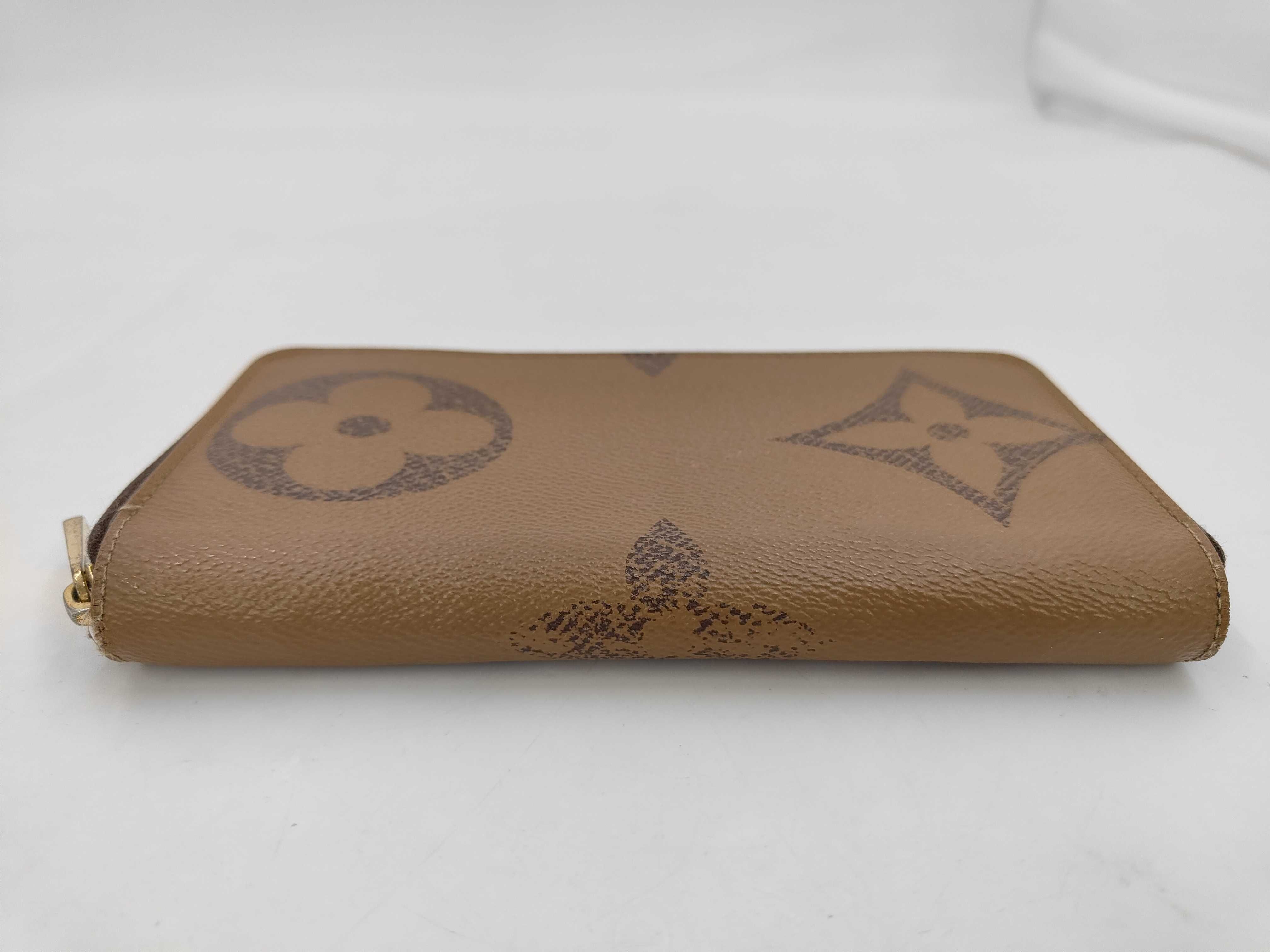 Giant Reverse Zippy Wallet LM2250 — view 3