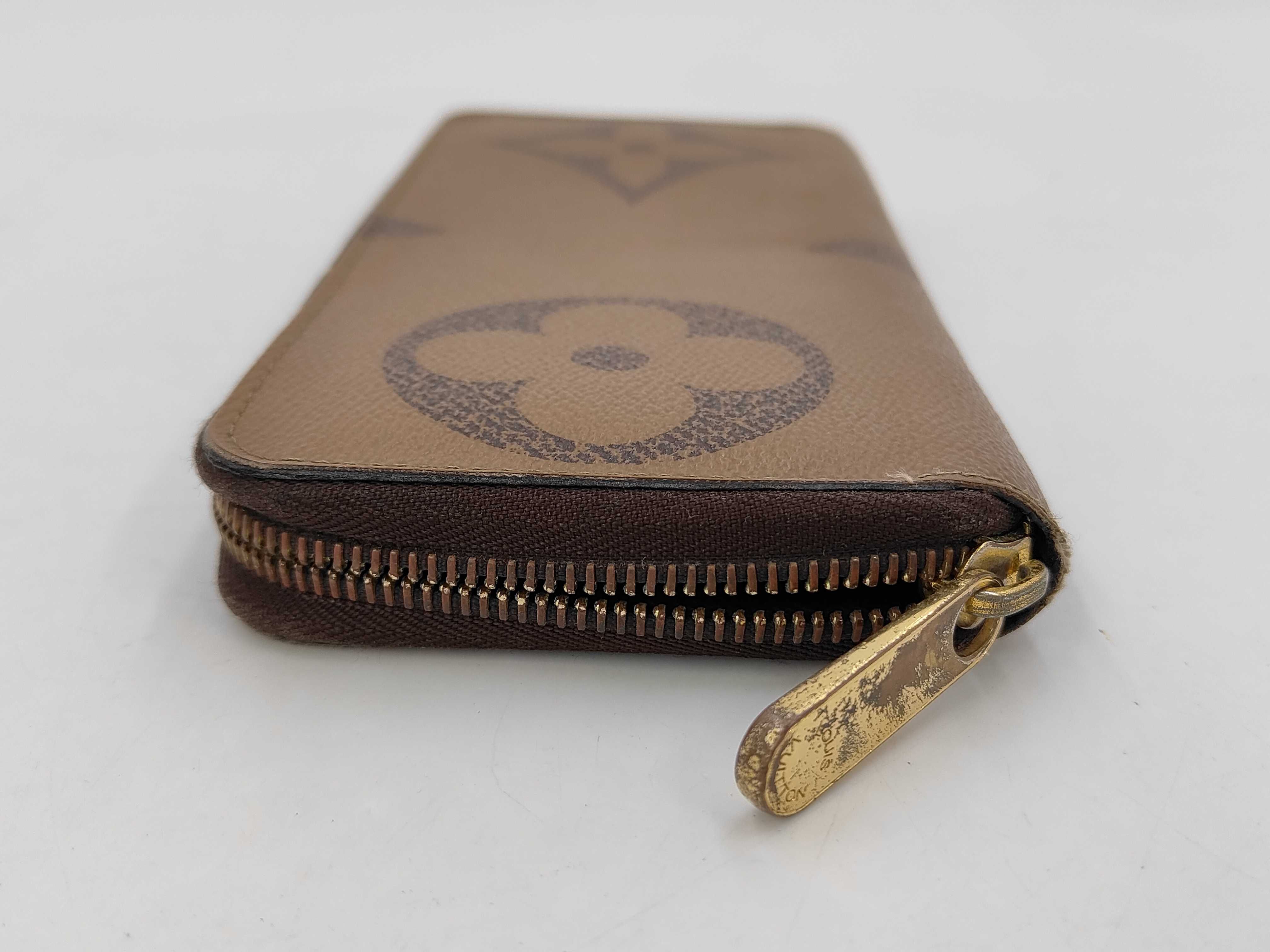 Giant Reverse Zippy Wallet LM2250 — view 6