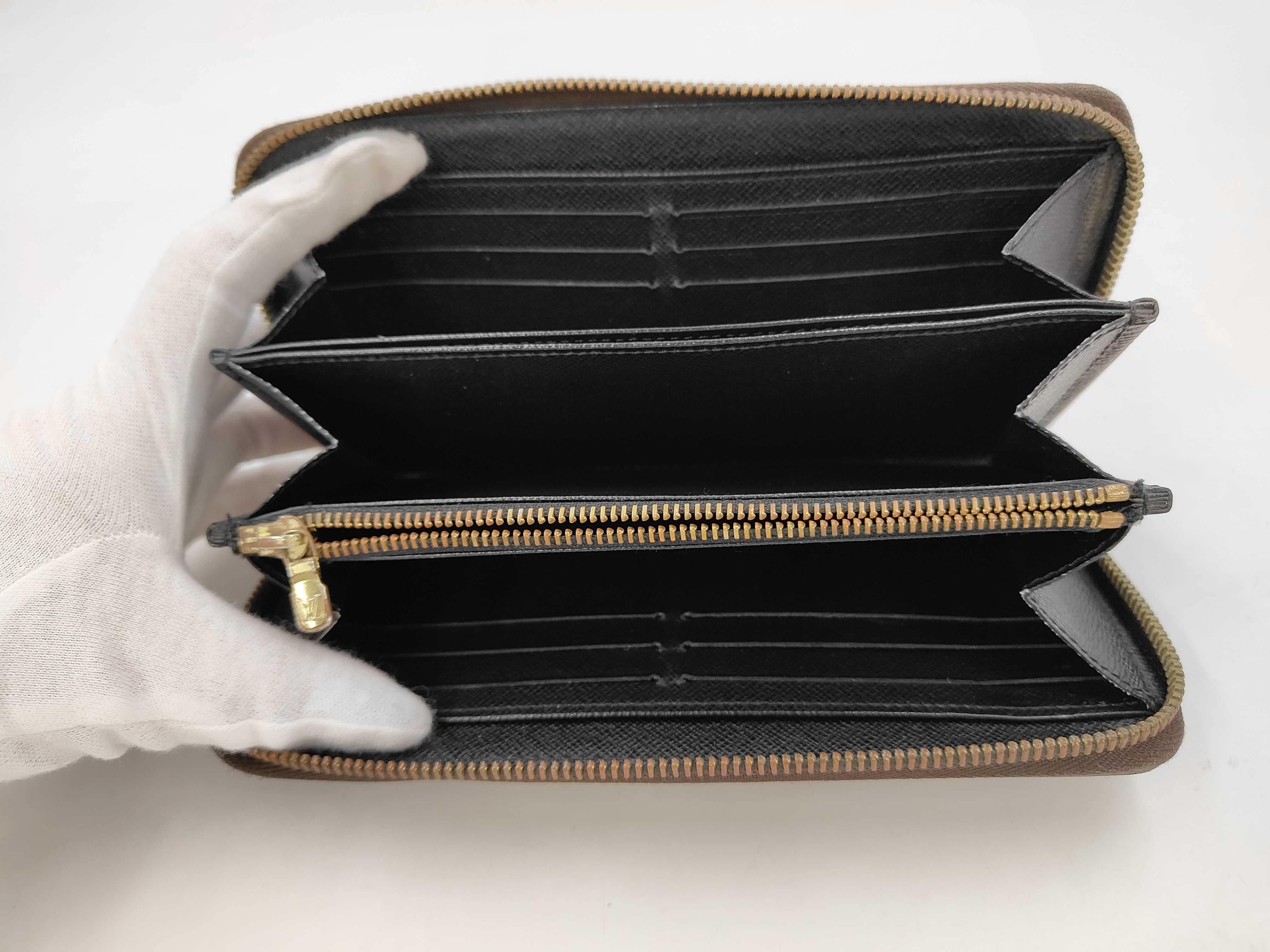 Giant Reverse Zippy Wallet LM2250 — view 7
