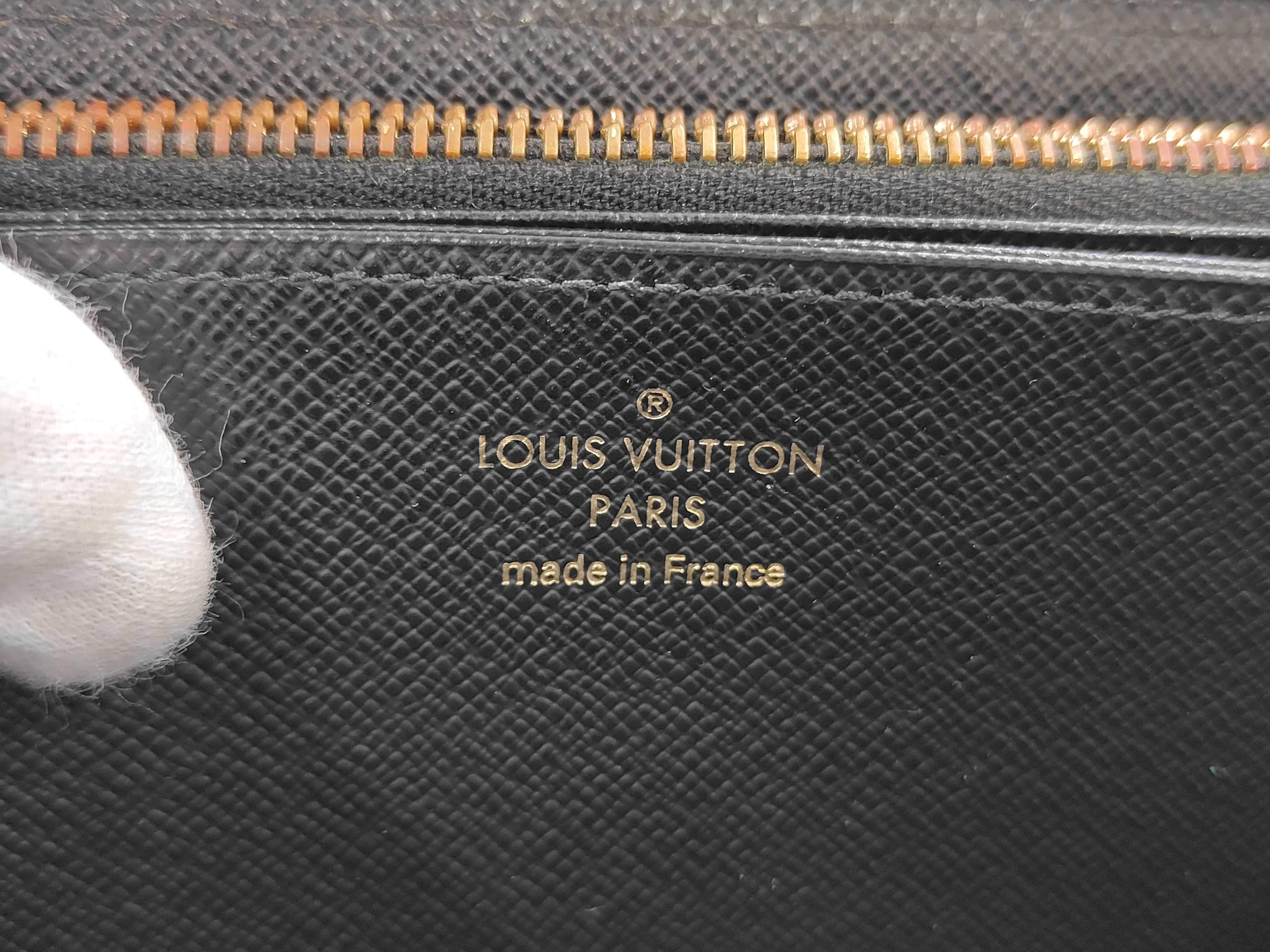 Giant Reverse Zippy Wallet LM2250 — view 10