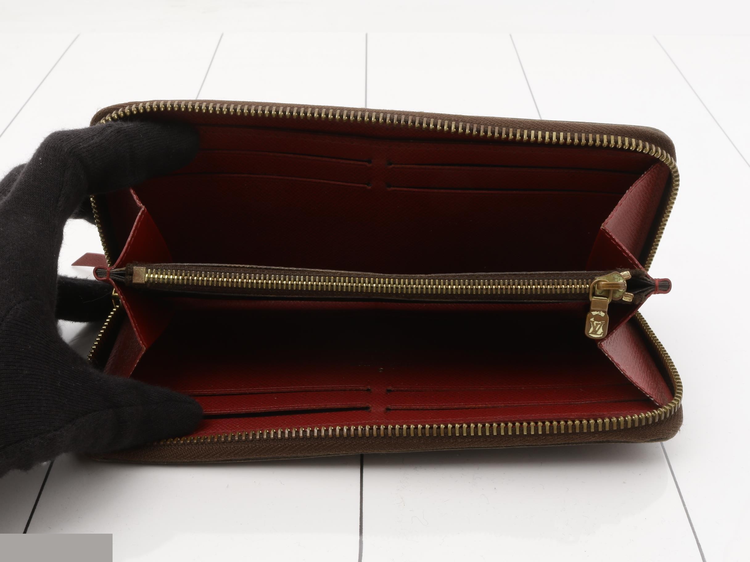 Portefeuille Clemence Fuchsia Round Zipper Long Wallet — view 4