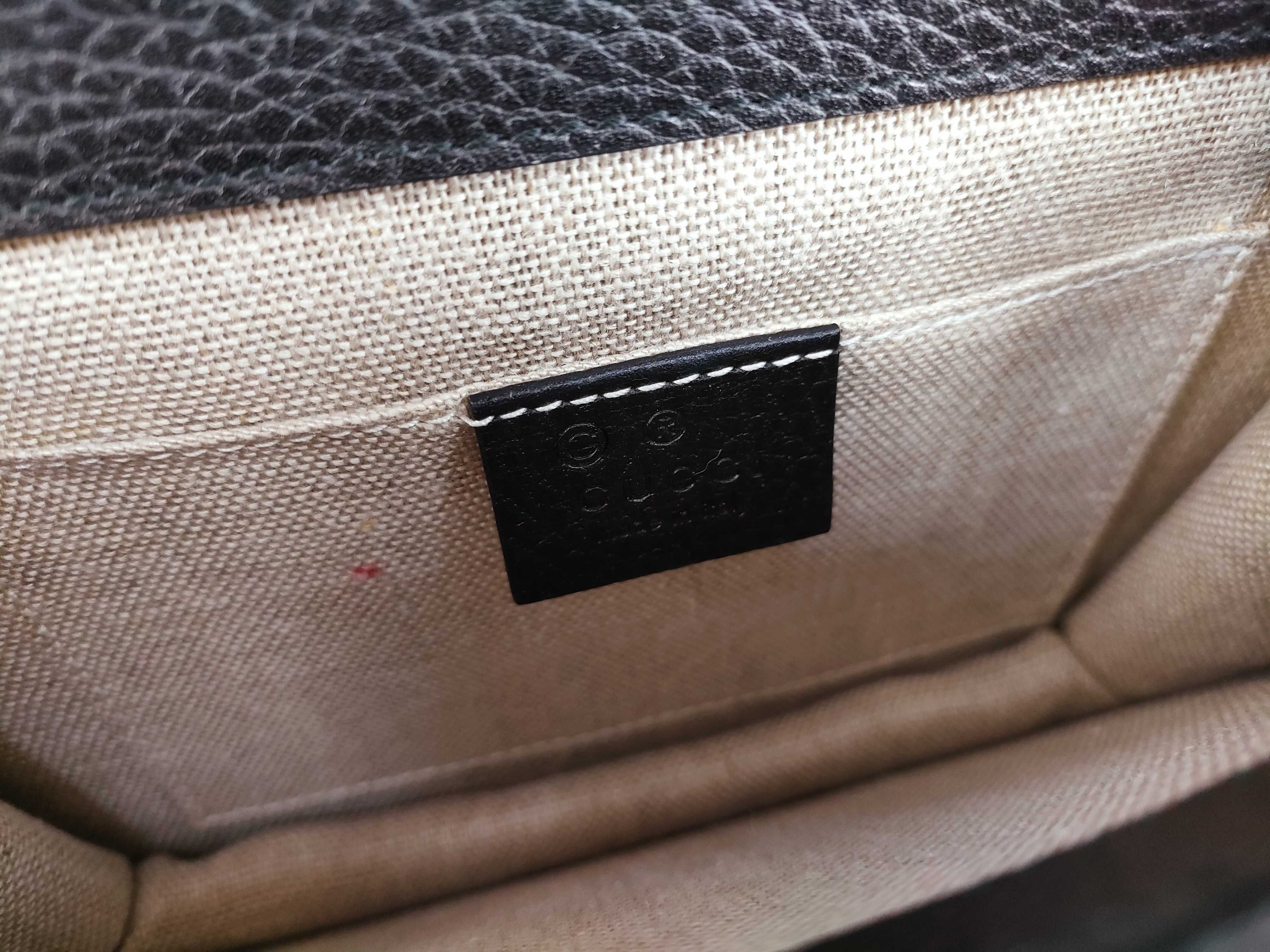 Interlocking GG Chain Bag Black Shoulder Bag — view 11