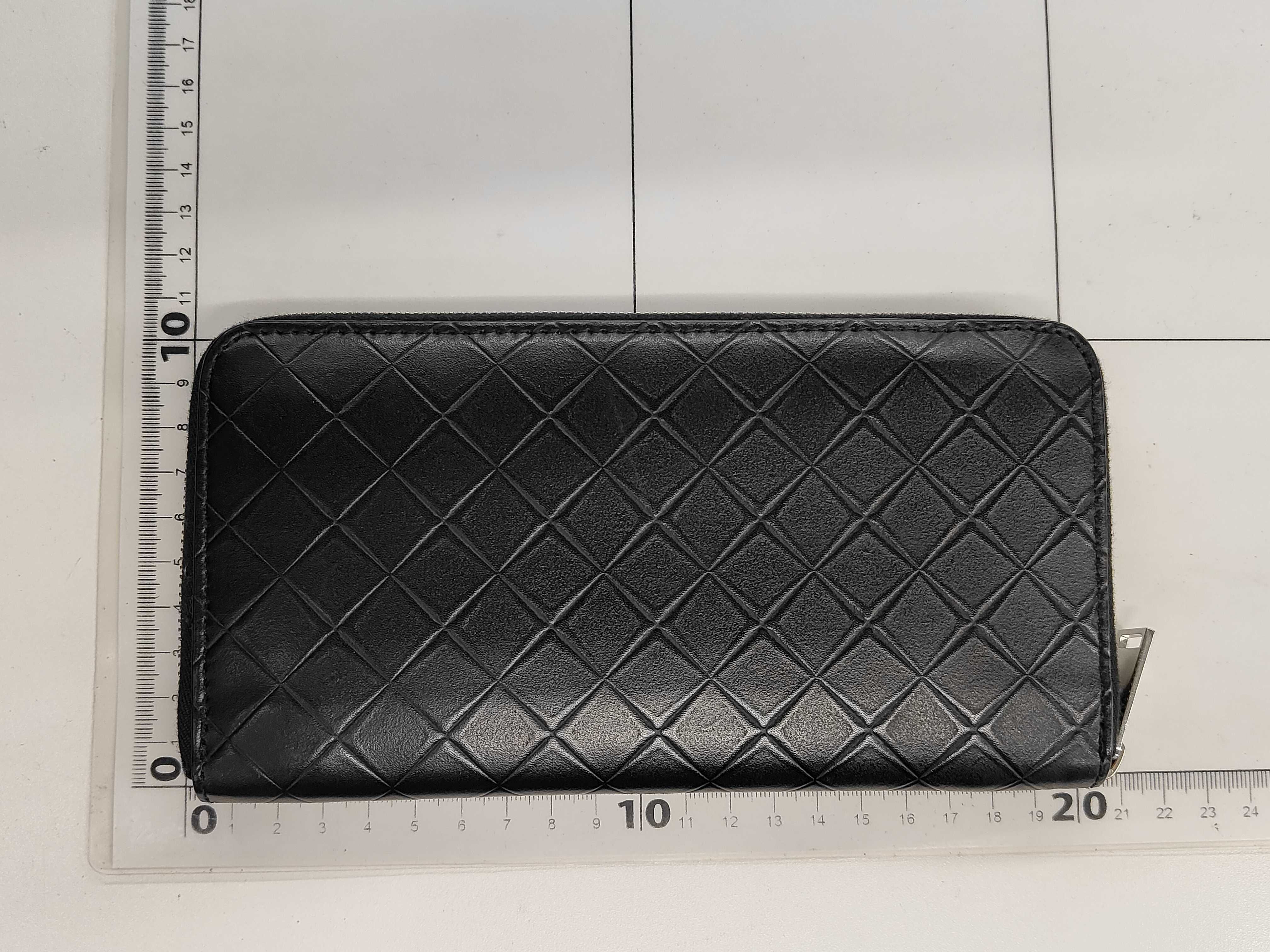 Long Wallet — view 2