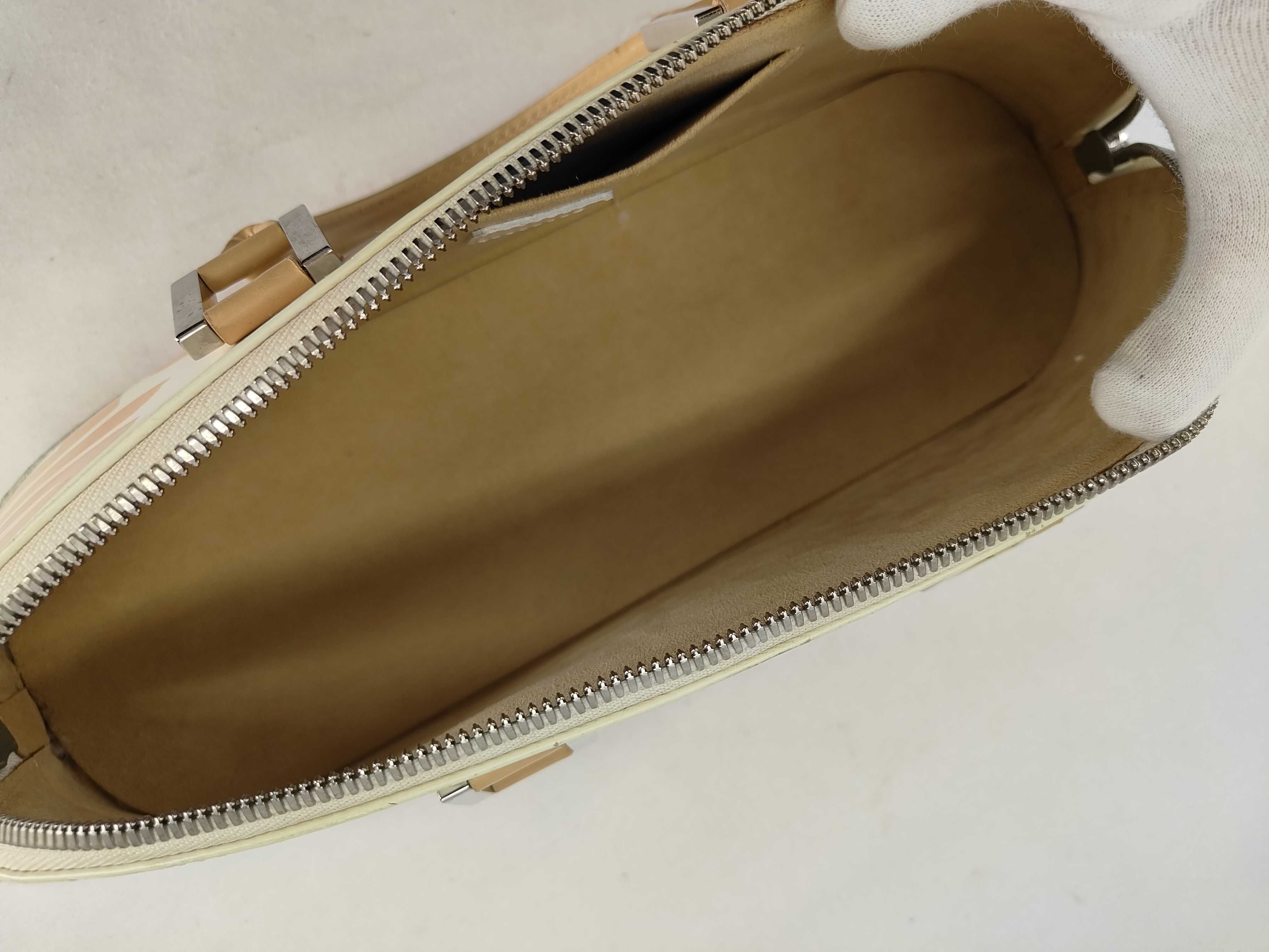Monogram Graffiti Alma Horizontal M92176 BA0021 White Boston Bag — view 11