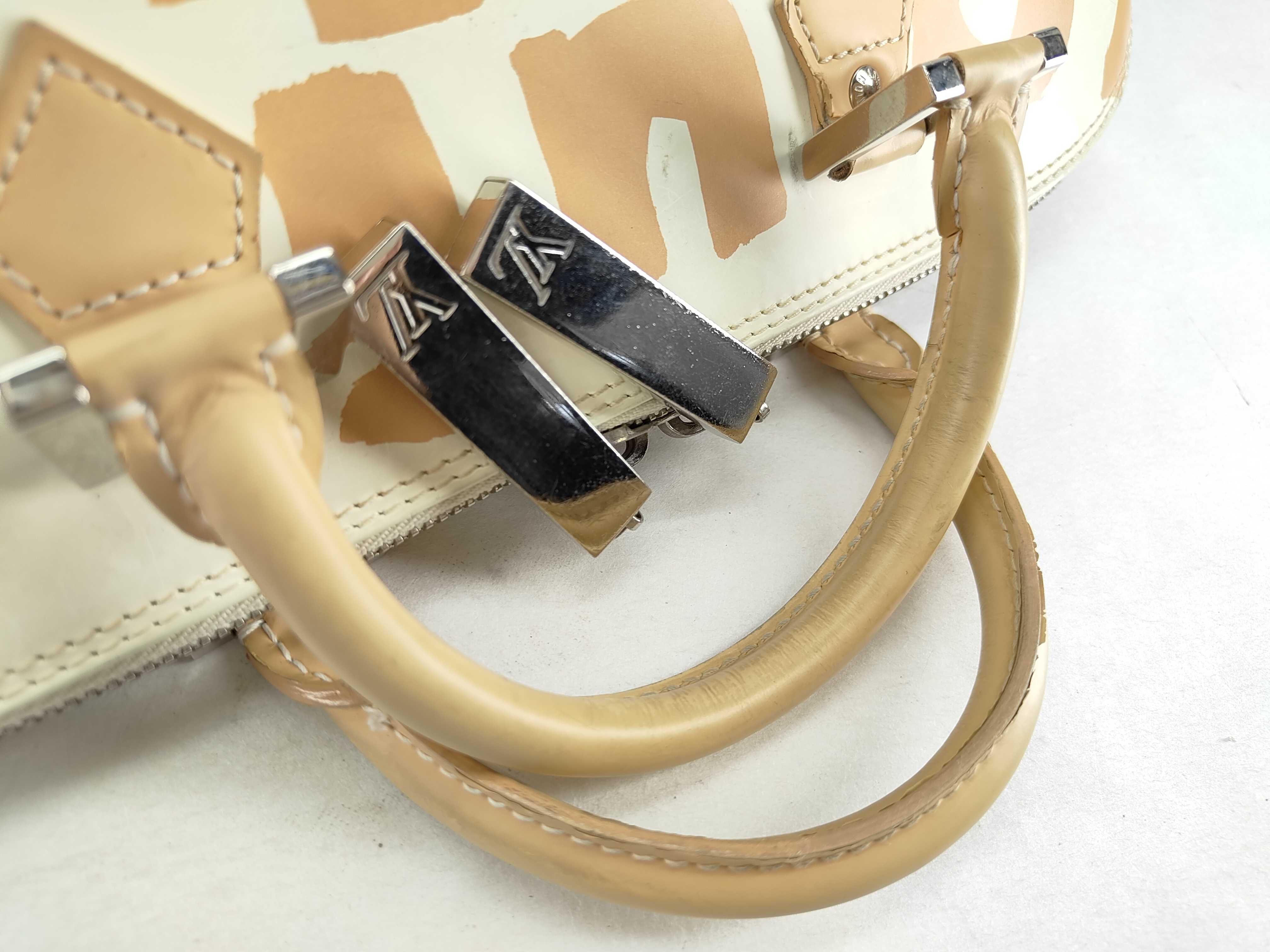 Monogram Graffiti Alma Horizontal M92176 BA0021 White Boston Bag — view 5