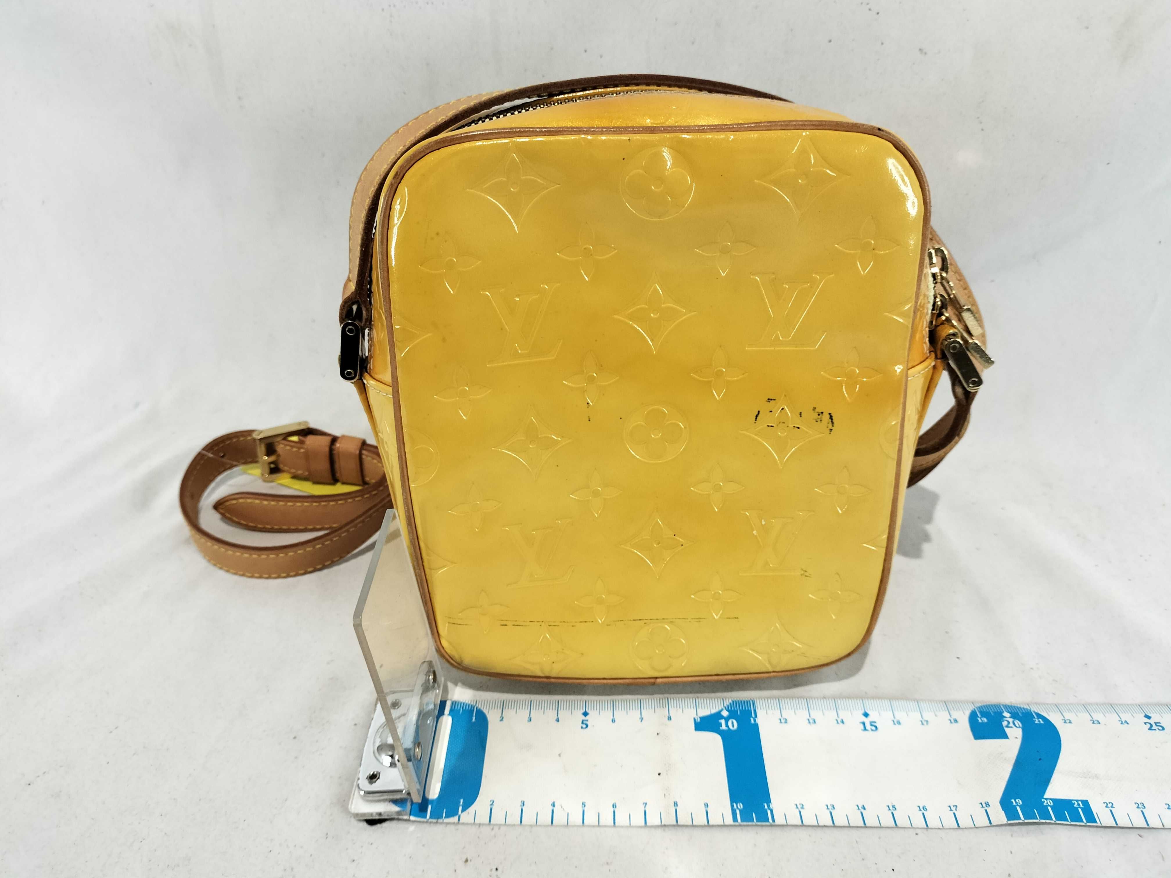 Vernis Worcester Shoulder Bag — view 2