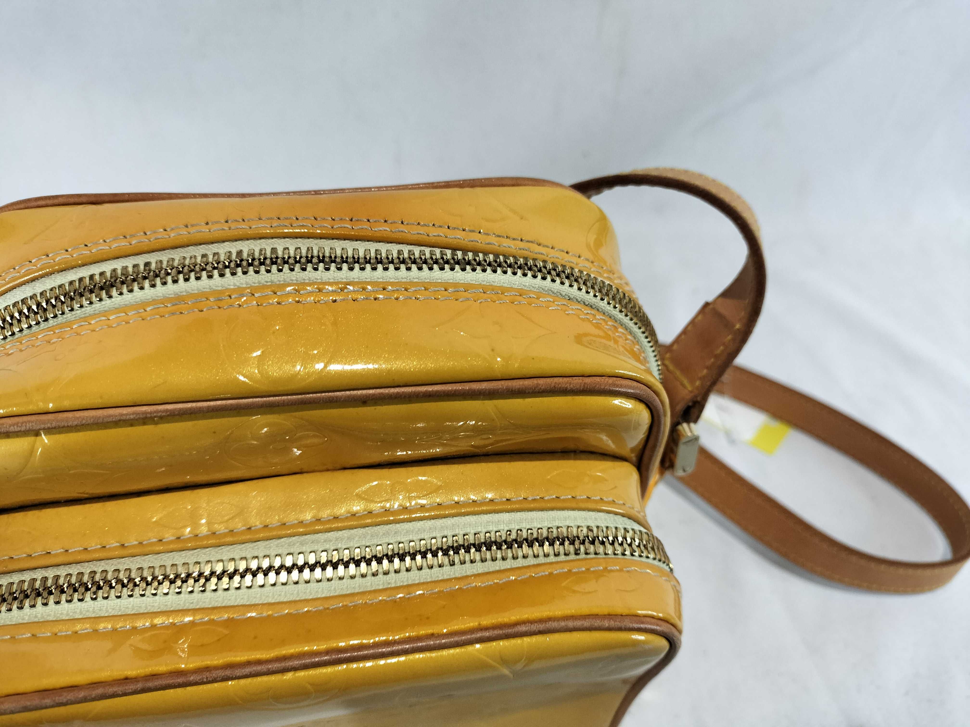 Vernis Worcester Shoulder Bag — view 8