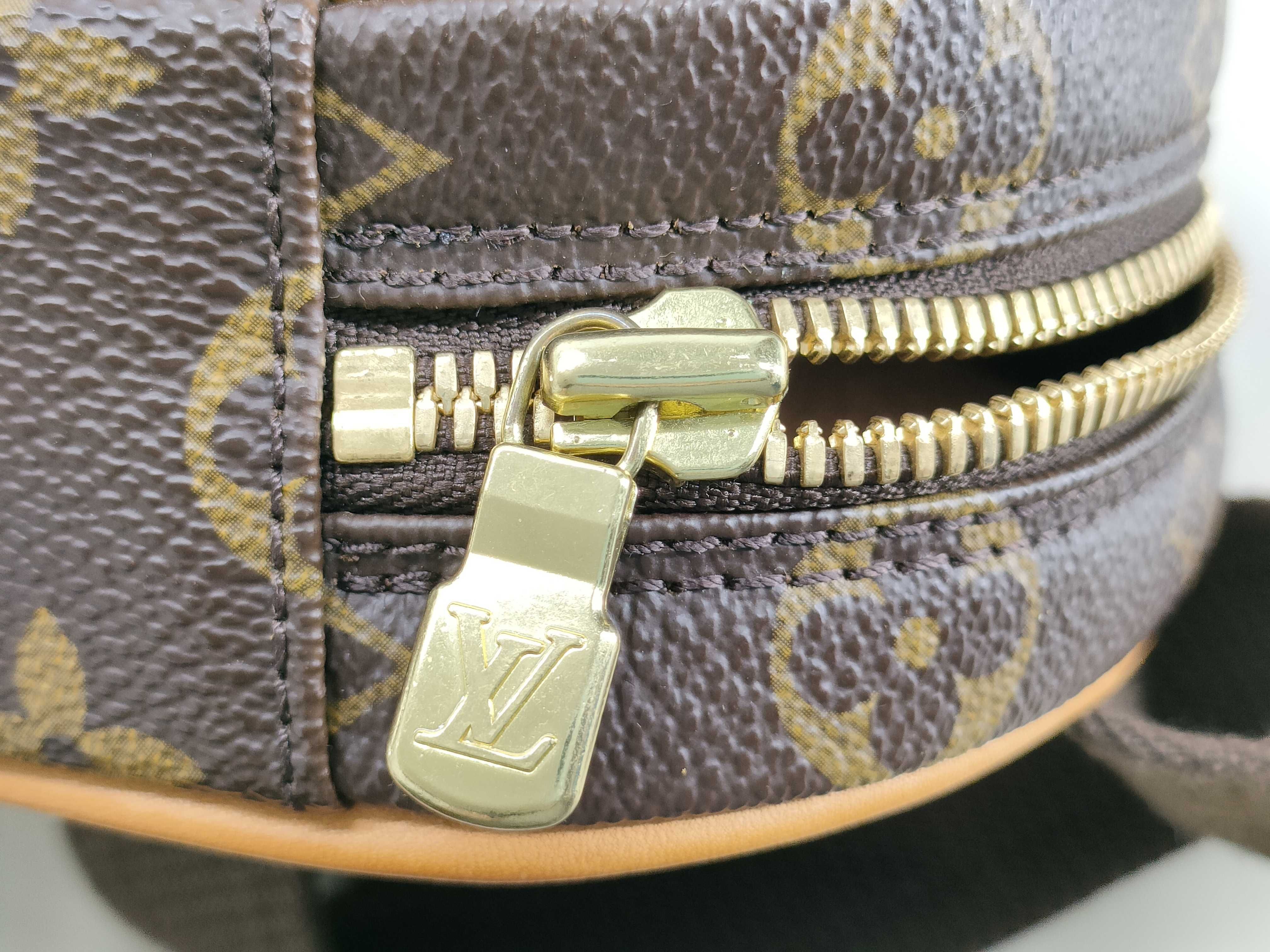 Monogram Pochette Gange M51870 CA0014 Waist Bag — view 14