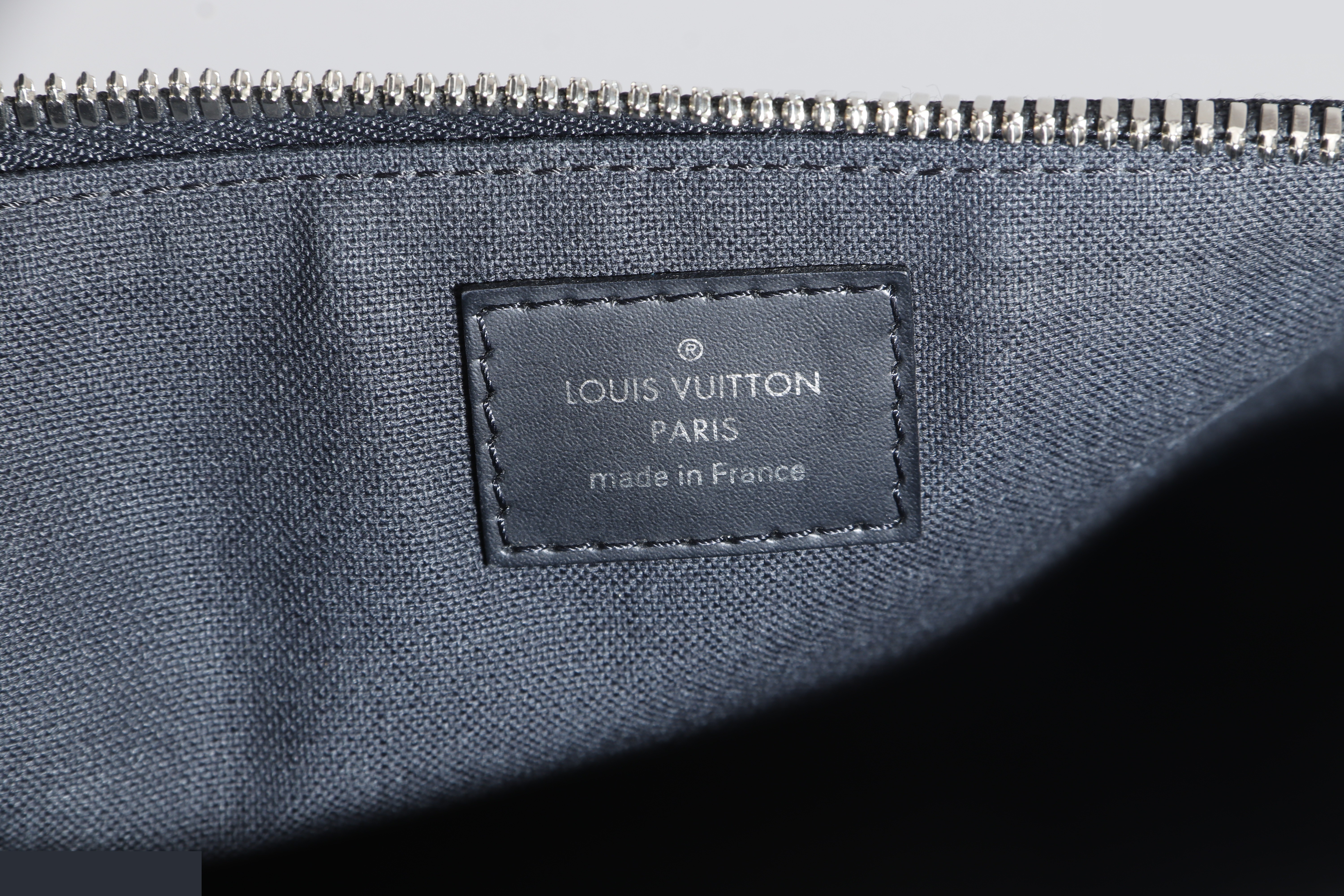 MICK MM MESSENGER DAMIER GRAPHITE SHW — view 12