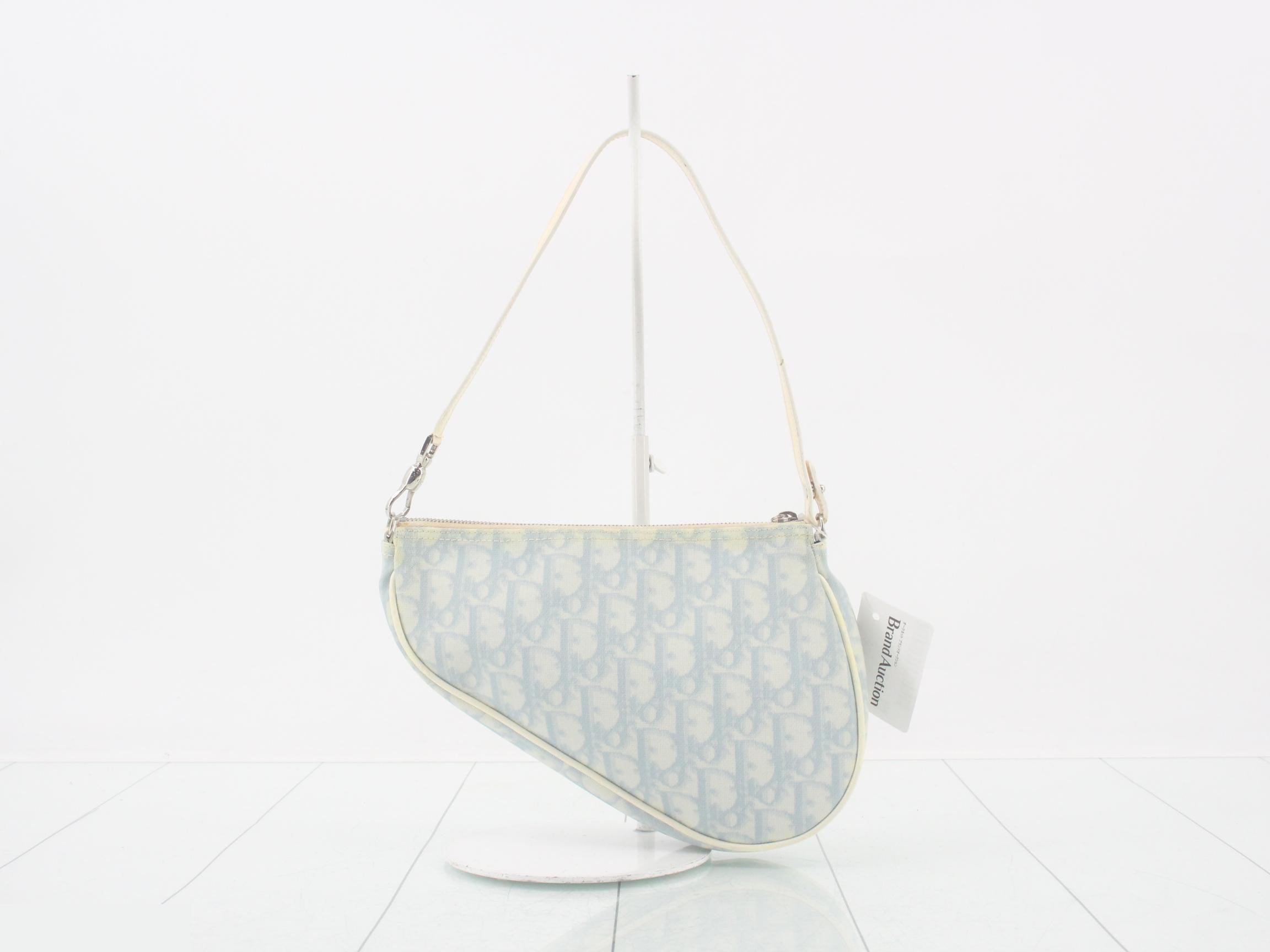 handbag — view 2