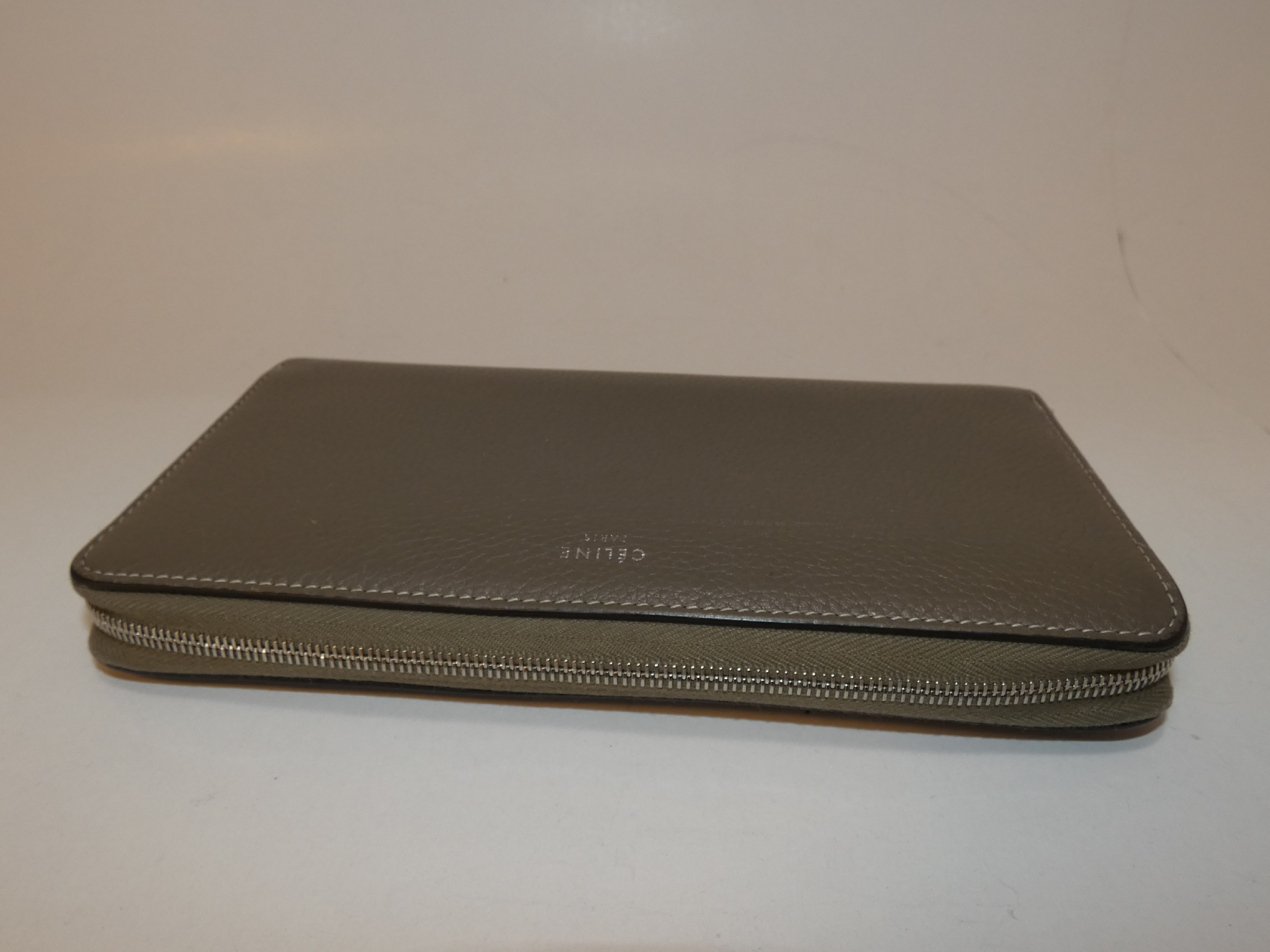 Leather Round Zip Long Wallet — view 3