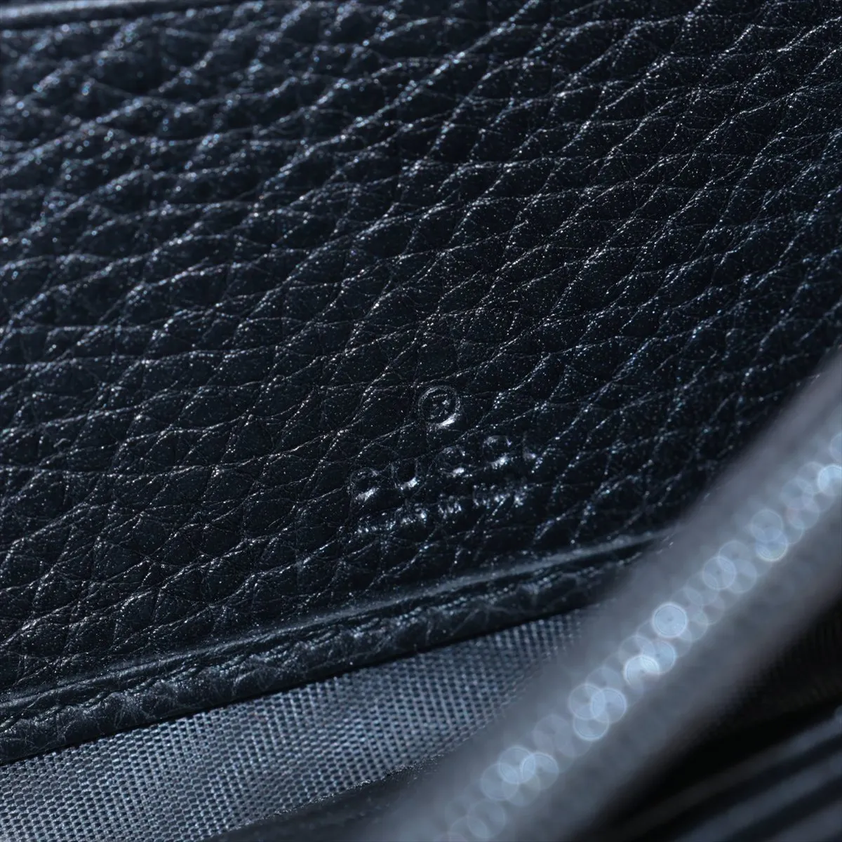 Soho Interlocking G 282414 Leather Long Wallet Black — view 9