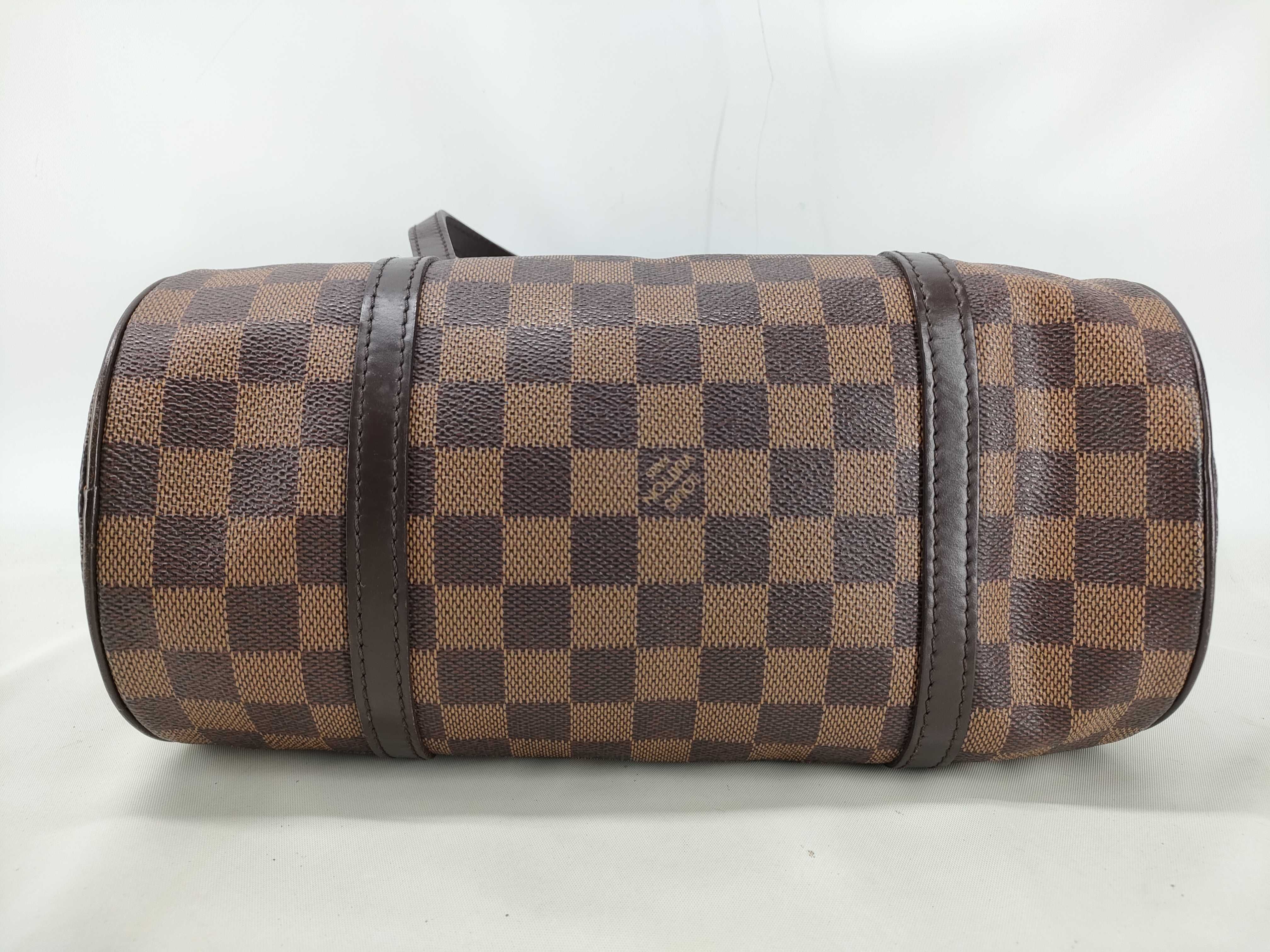 Damier Louis Vuitton Damier Papillon 26 Handbag — view 3