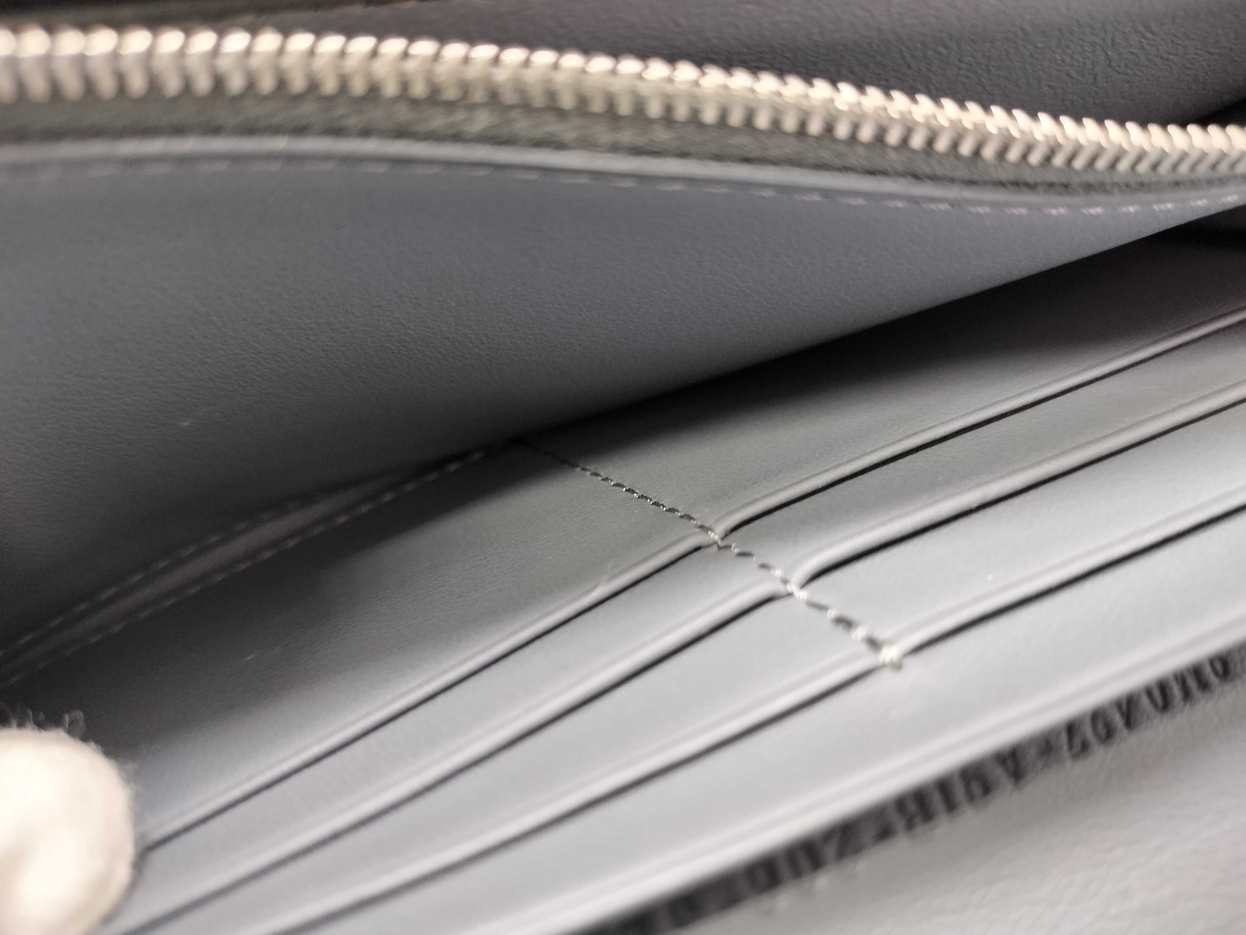 Long Wallet / Leather Wallet — view 10