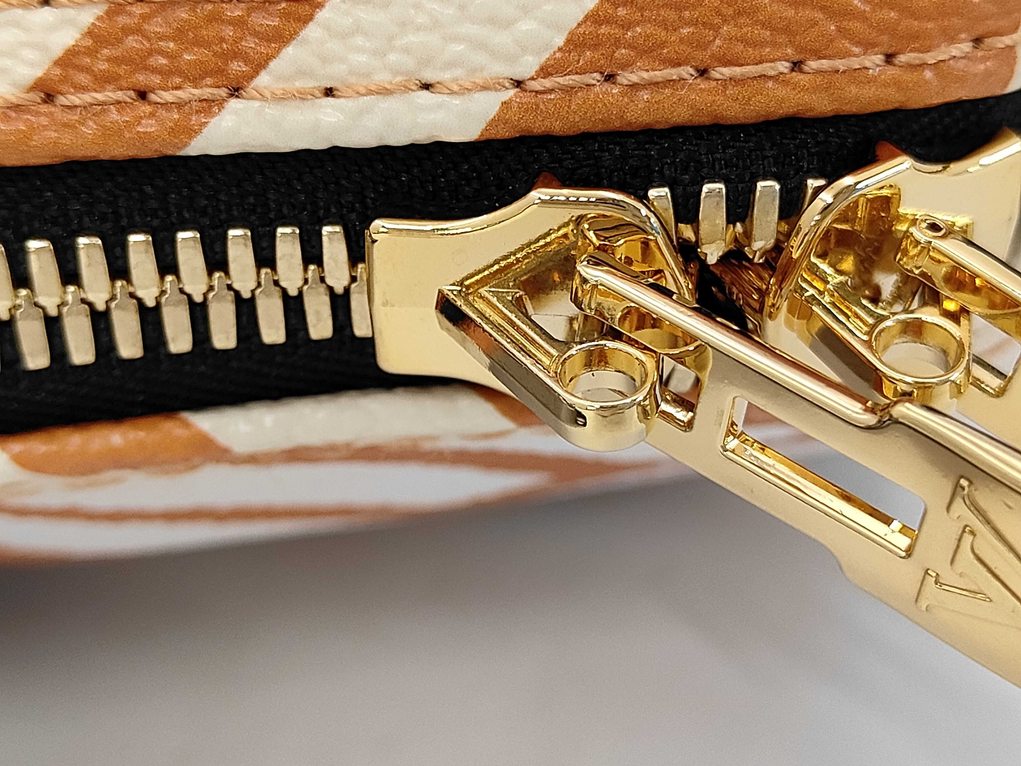 Keepall Bandoulière 45 LV Crafty M45473 AA2270 Boston Bag — view 8