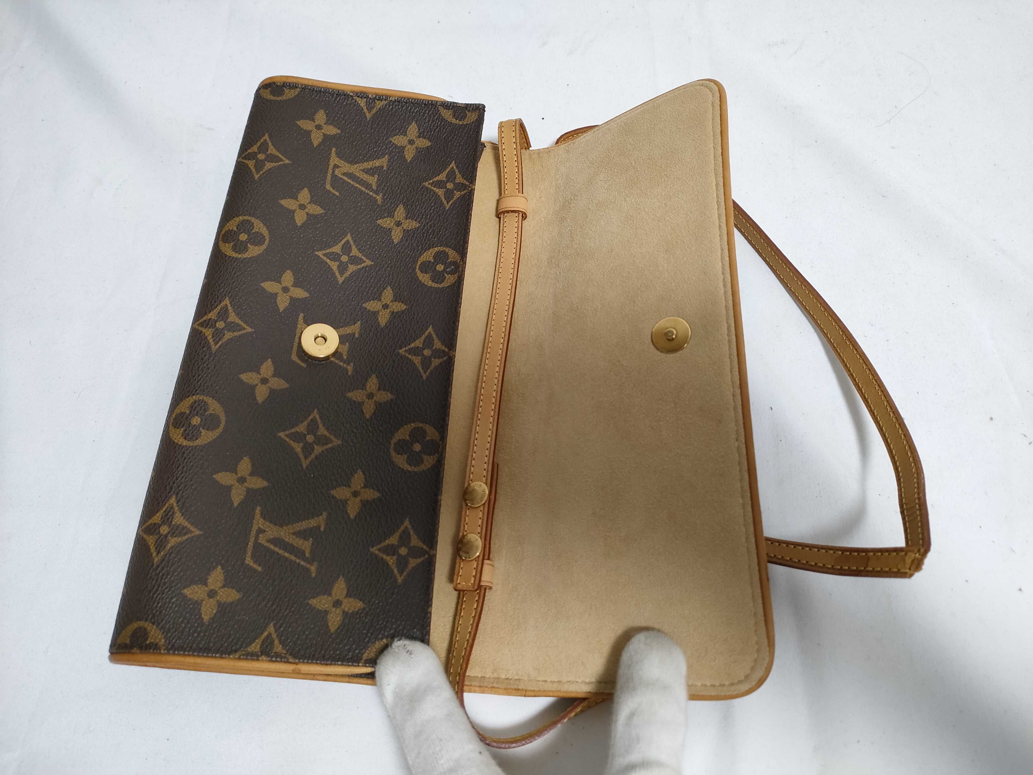 Monogram Pochette Twin M51852 Shoulder Bag — view 8