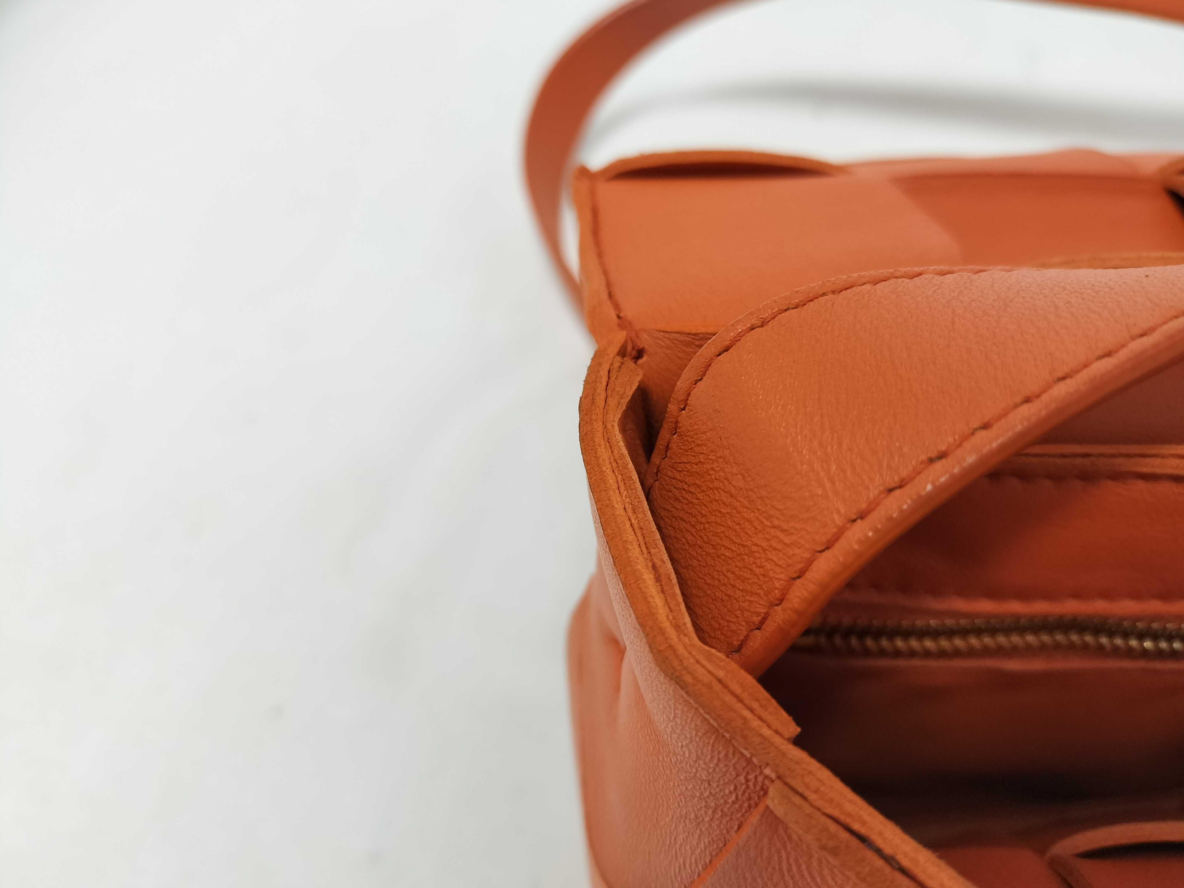 Intrecciato Bottega Veneta Cassette Shoulder Bag — view 5