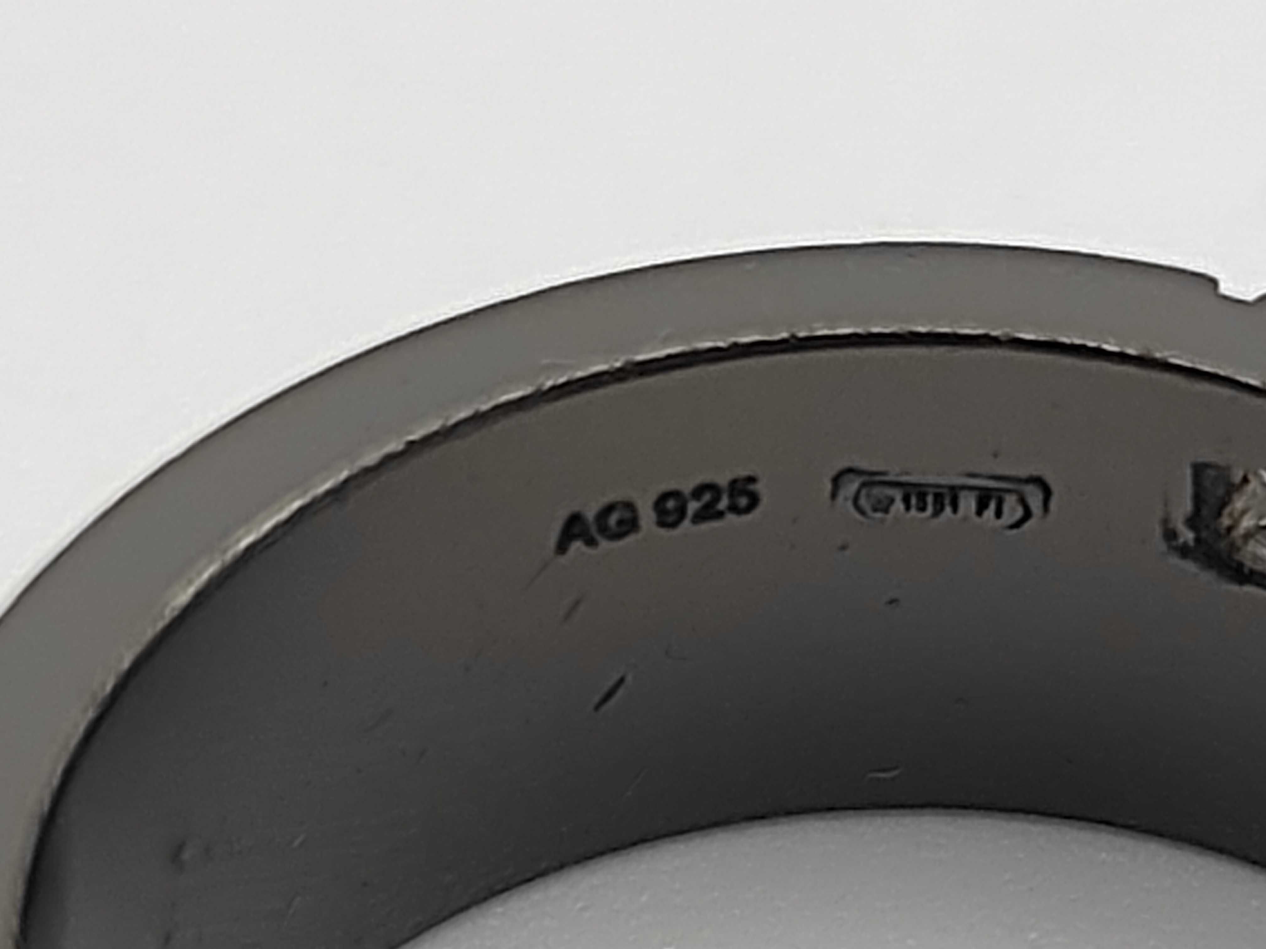 925 ring — view 3