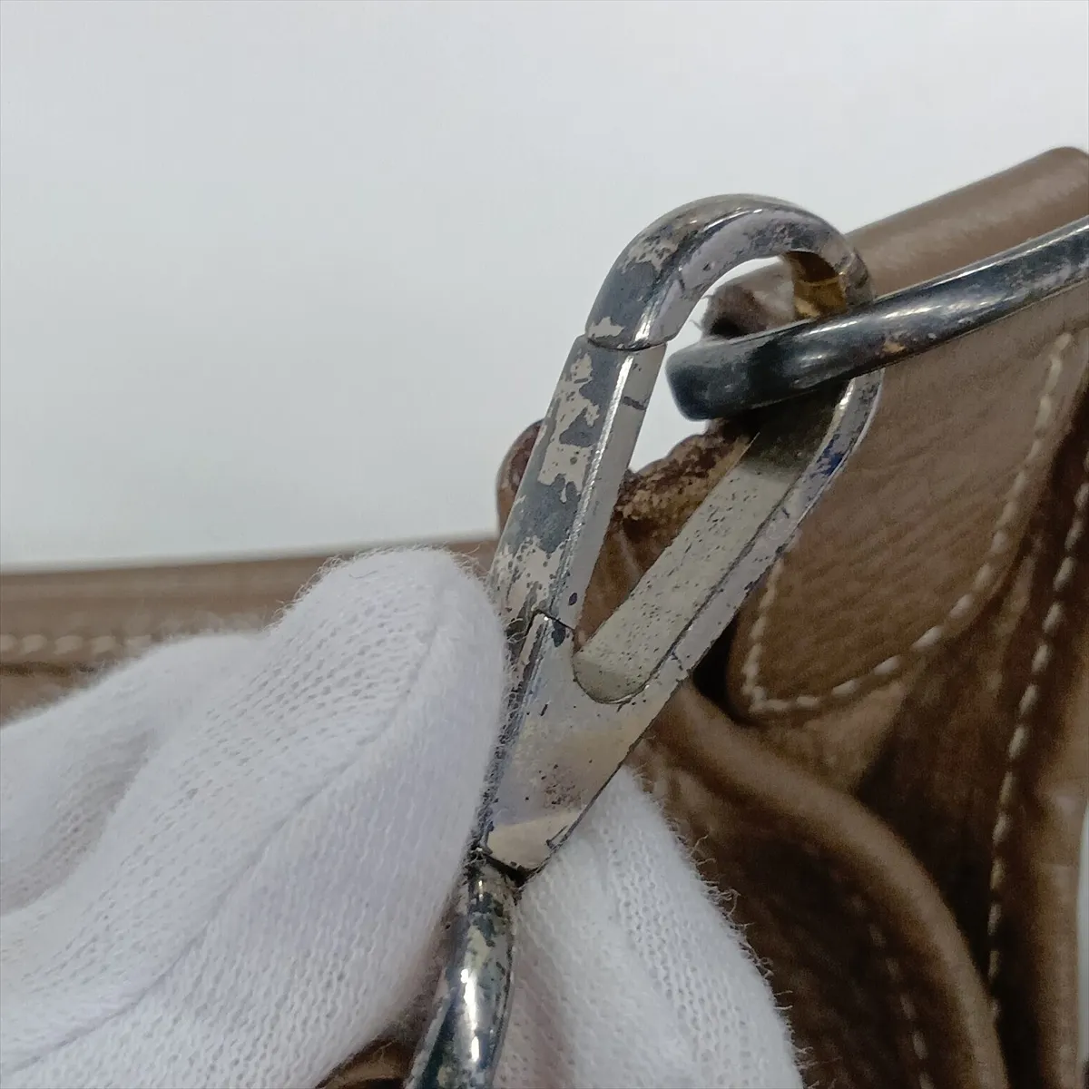 Evelyne II 29 PM, Taurillon Clemence leather, Etoupe color, silver hardware, stamp unknown. — view 10