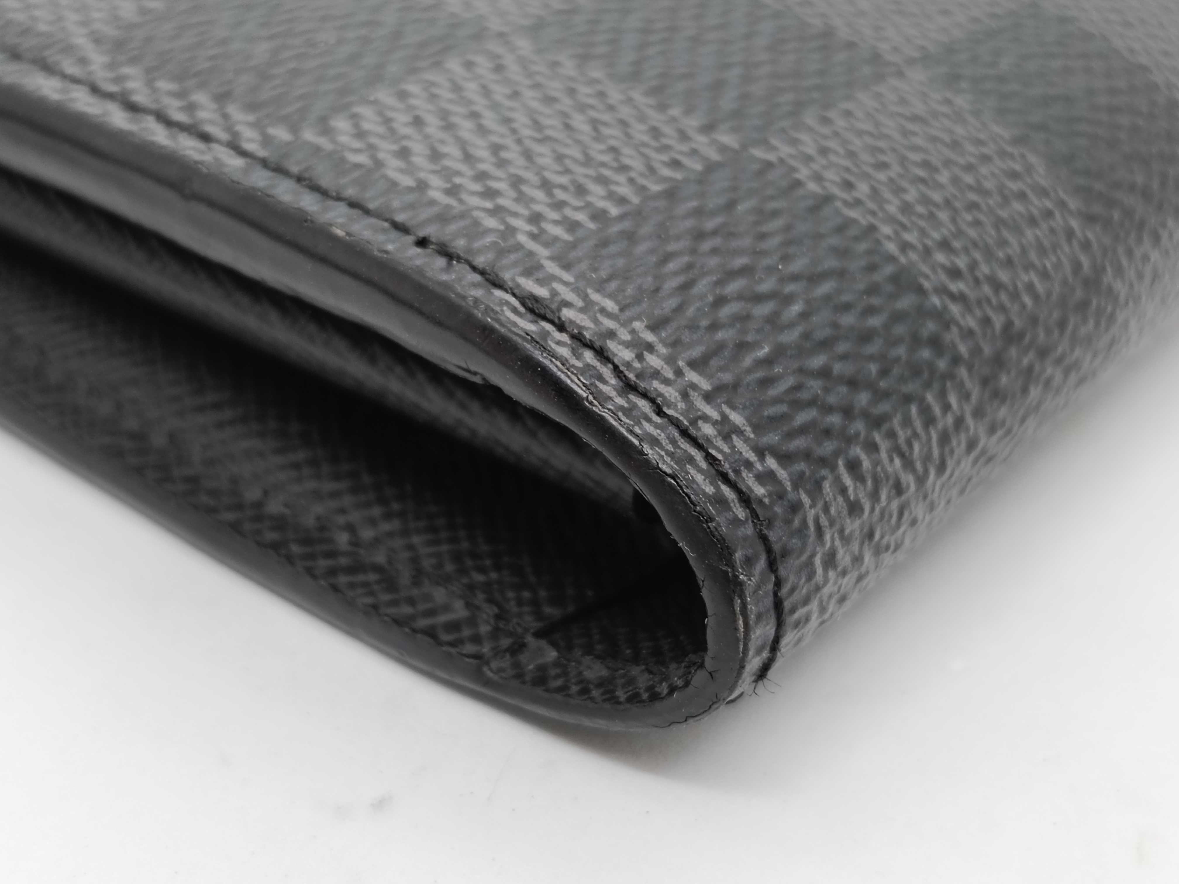 Damier Graphite Zippy Dragonne Wallet N60379 — view 5