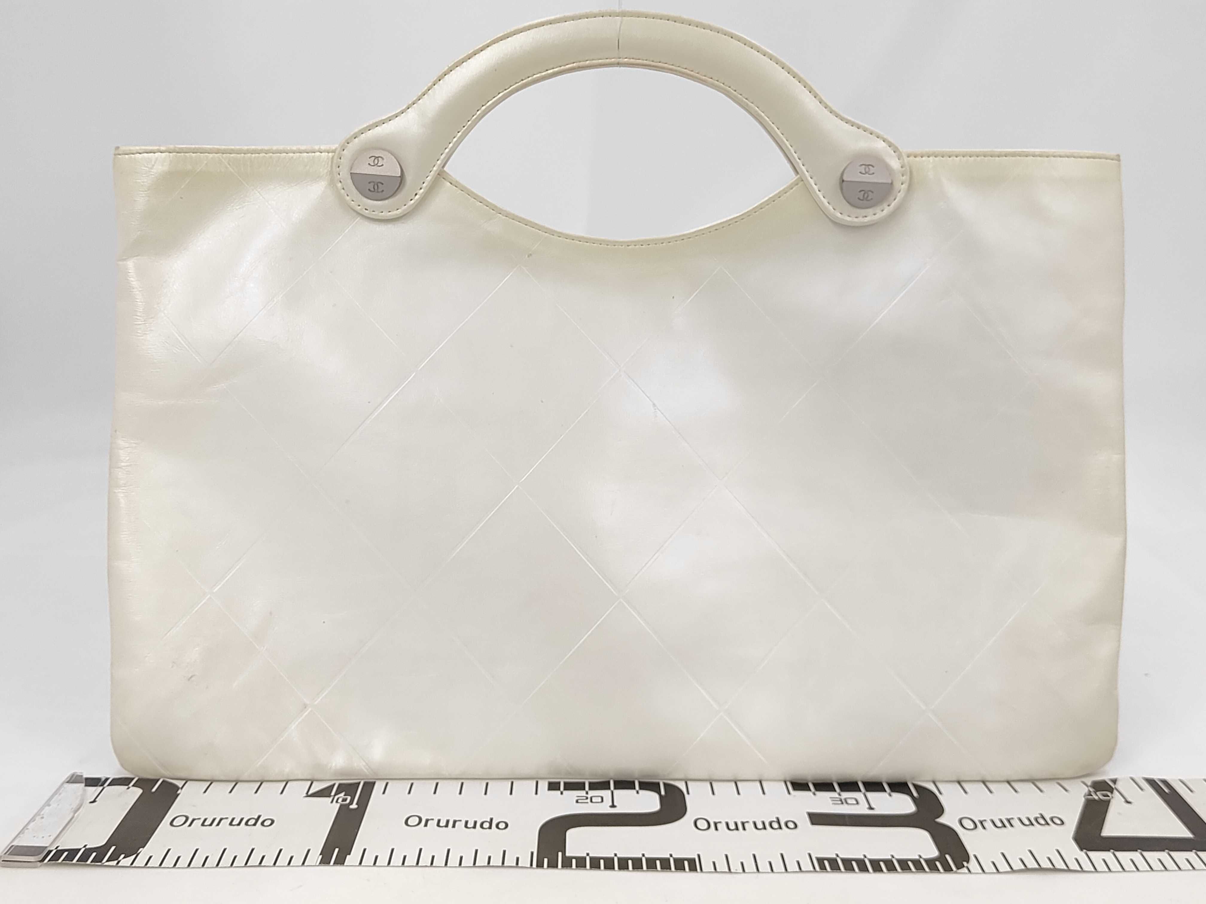Matelassé handbag, pearl white, item number 5. — view 2
