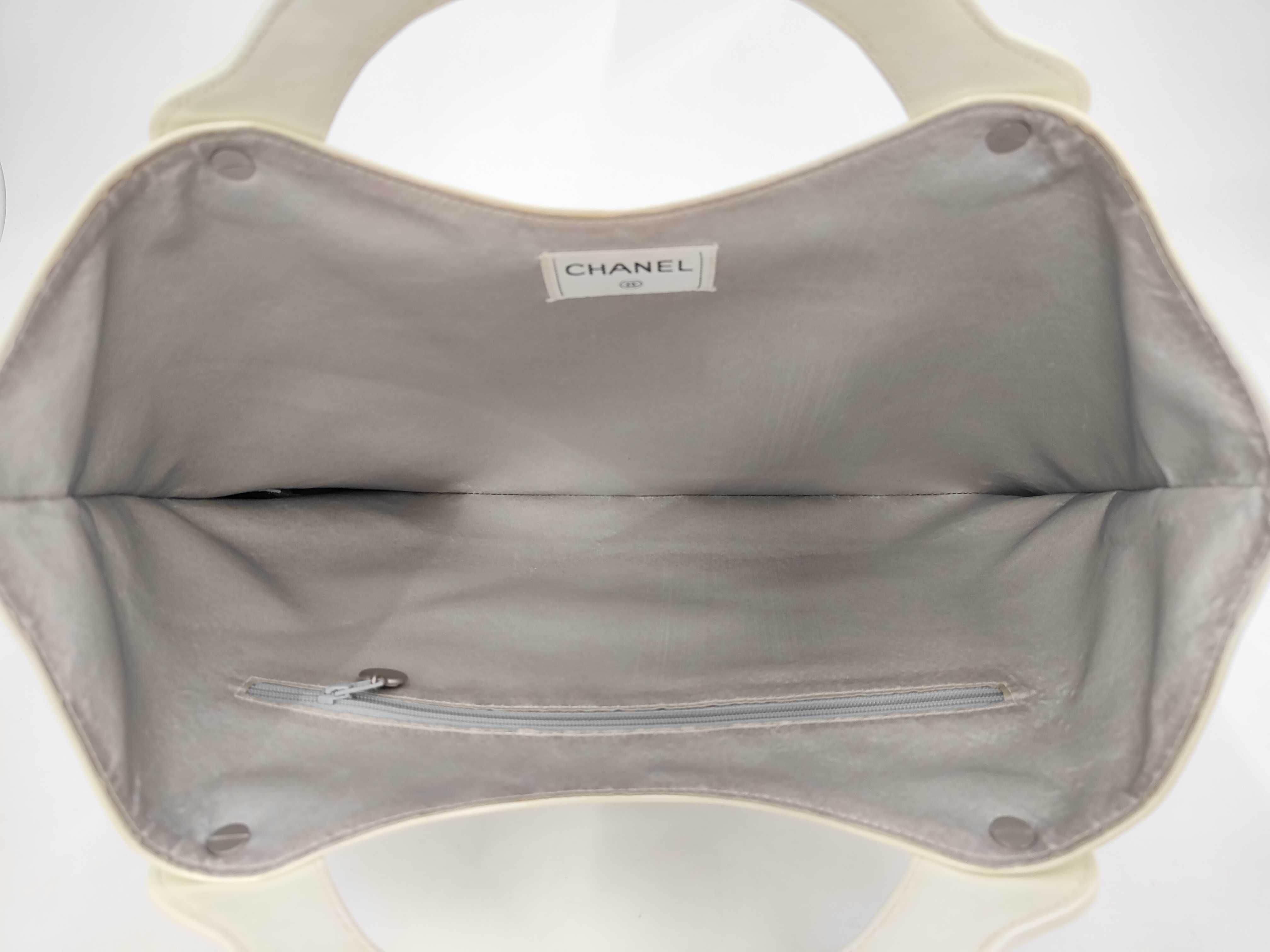 Matelassé handbag, pearl white, item number 5. — view 10