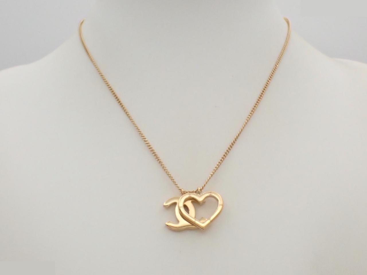 Necklace 04P Coco Mark Heart Gold Chain — view 3
